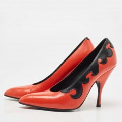 Bottega Veneta Orange/Black Leather Pumps Size 38