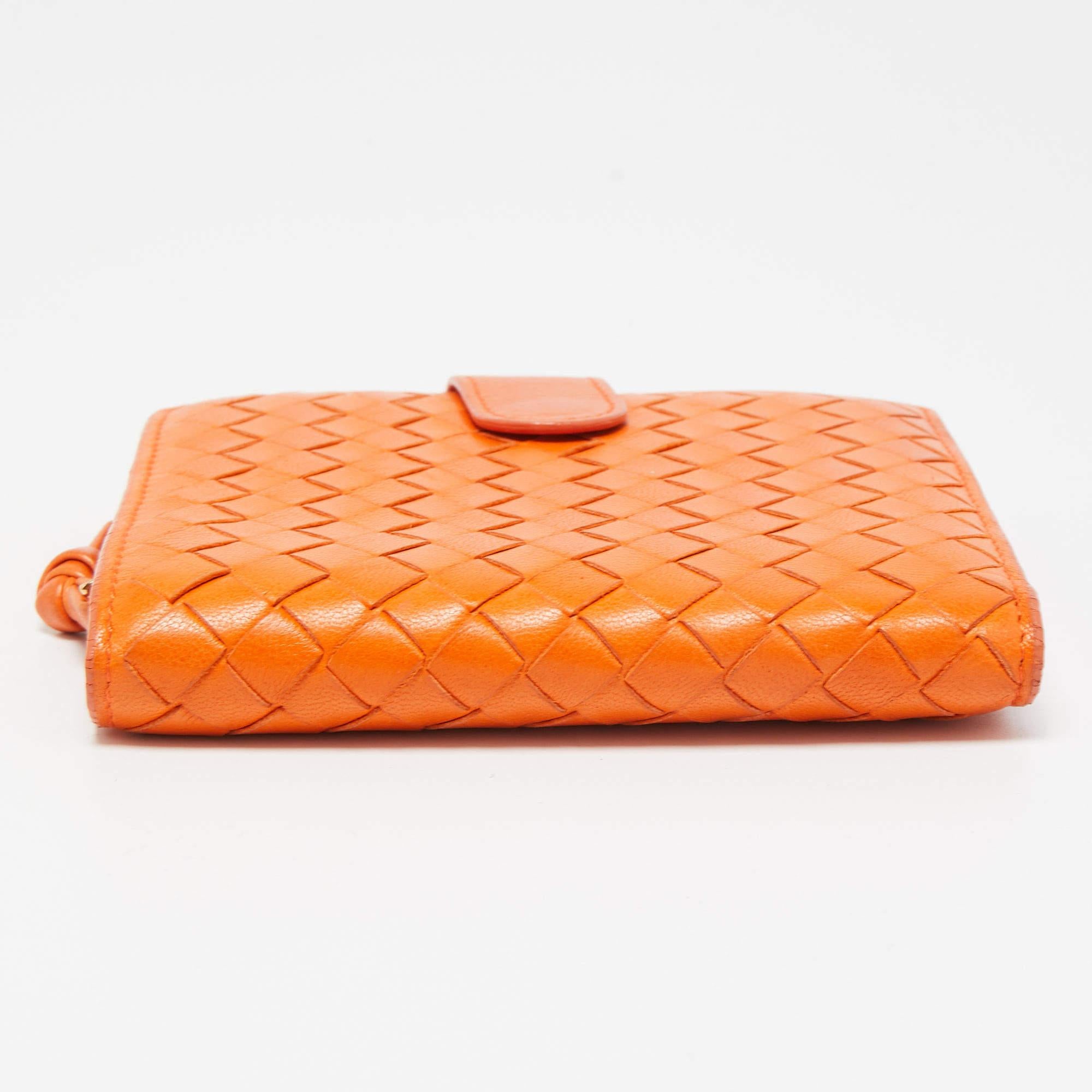 Women's Bottega Veneta Orange Intrecciato Leather Bifold Zip Wallet