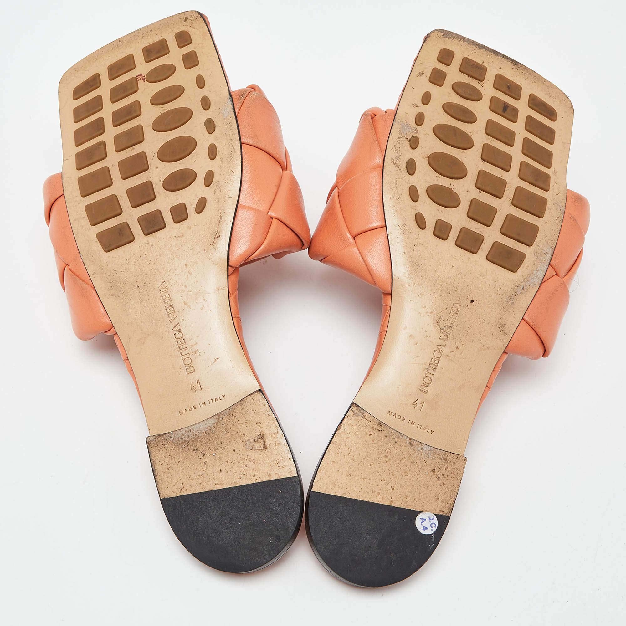 Bottega Veneta Orange Intrecciato Leather Lido Flat Slides Size 41 For Sale 3