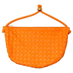Bottega Veneta Orange Intrecciato Turn Pouch Hobo Umhängetasche