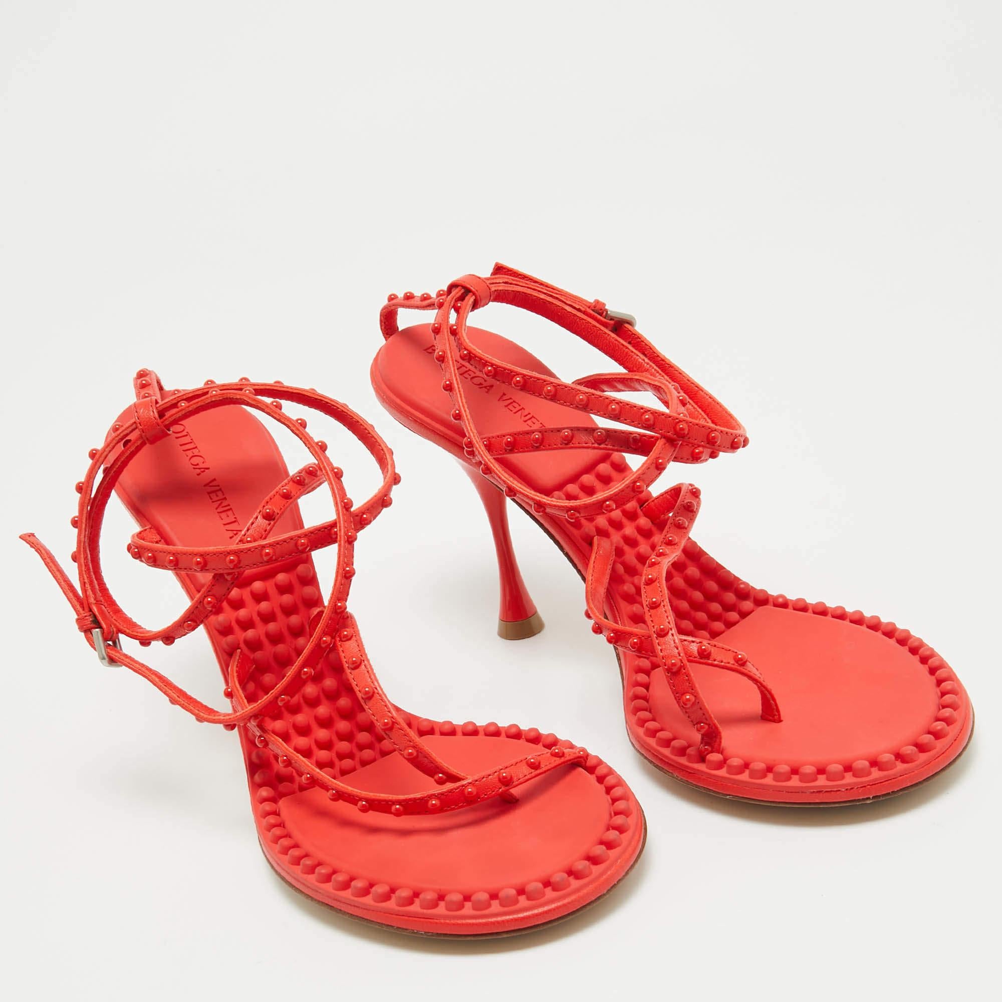 Bottega Veneta Orange Leather Ankle Strap Sandals Size 38 In Excellent Condition In Dubai, Al Qouz 2