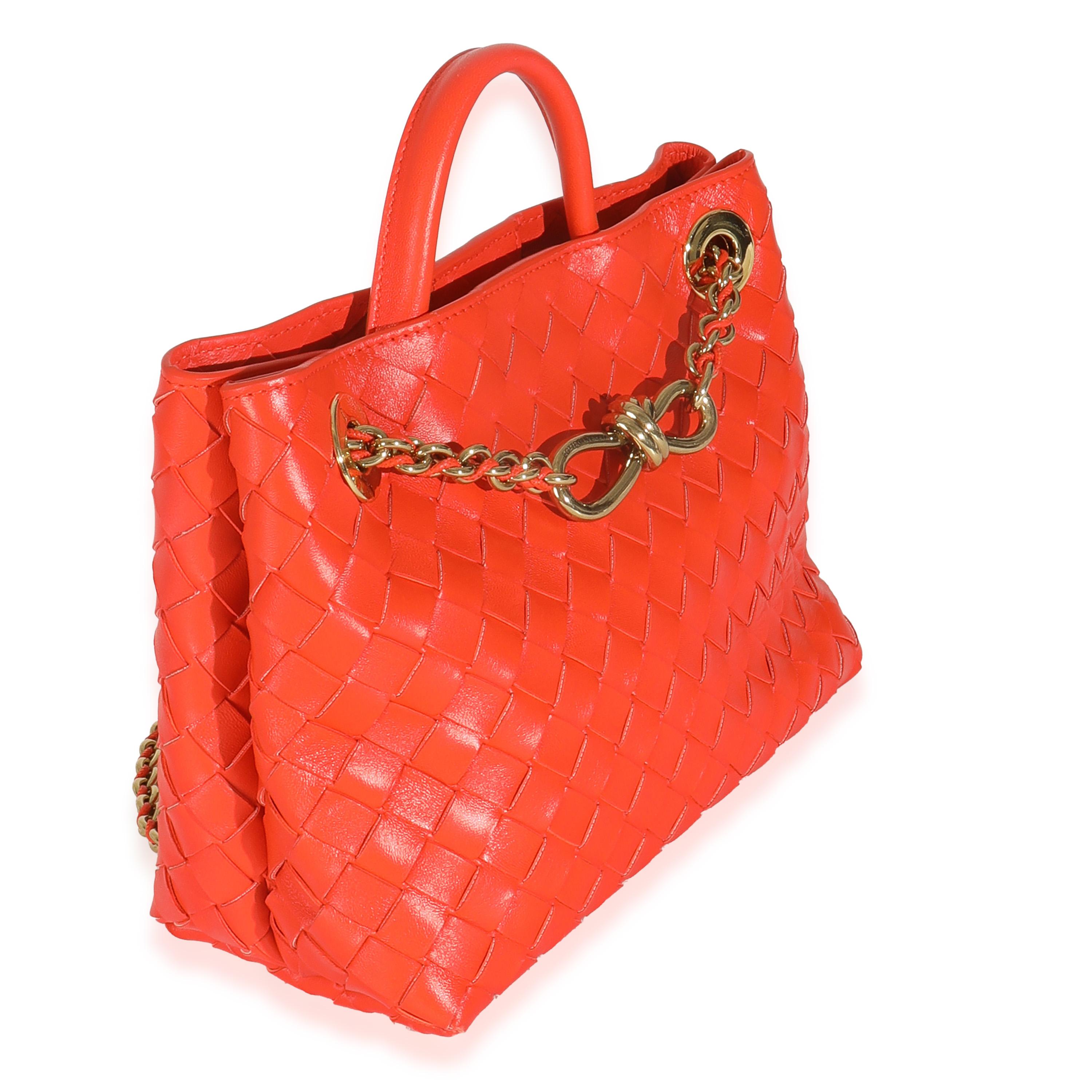 Bottega Veneta Orange Nappa Intrecciato Kleine Andiamo mit Kette (Rot) im Angebot