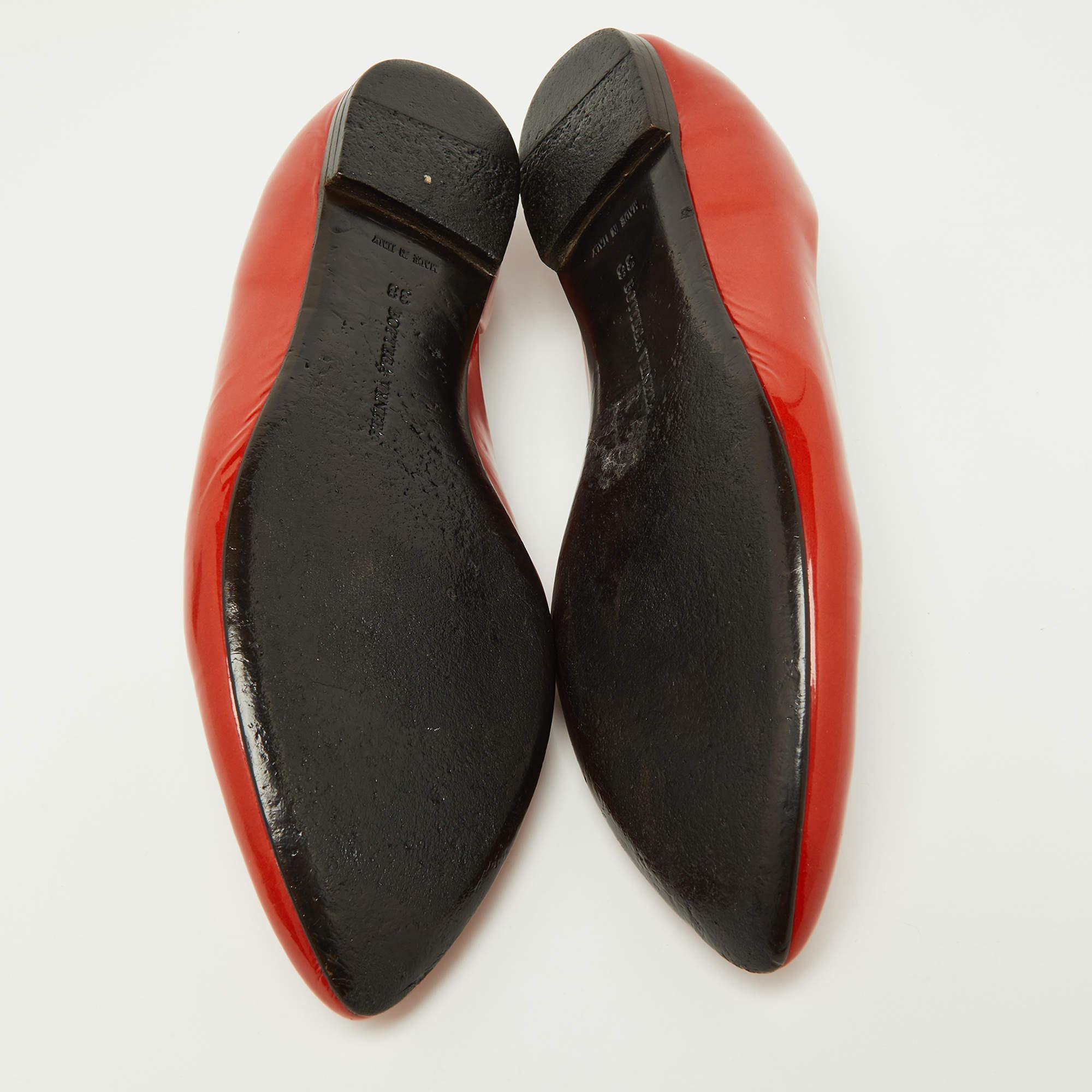 Bottega Veneta Orangefarbene Ballettschuhe aus Lackleder Größe 38 im Angebot 1