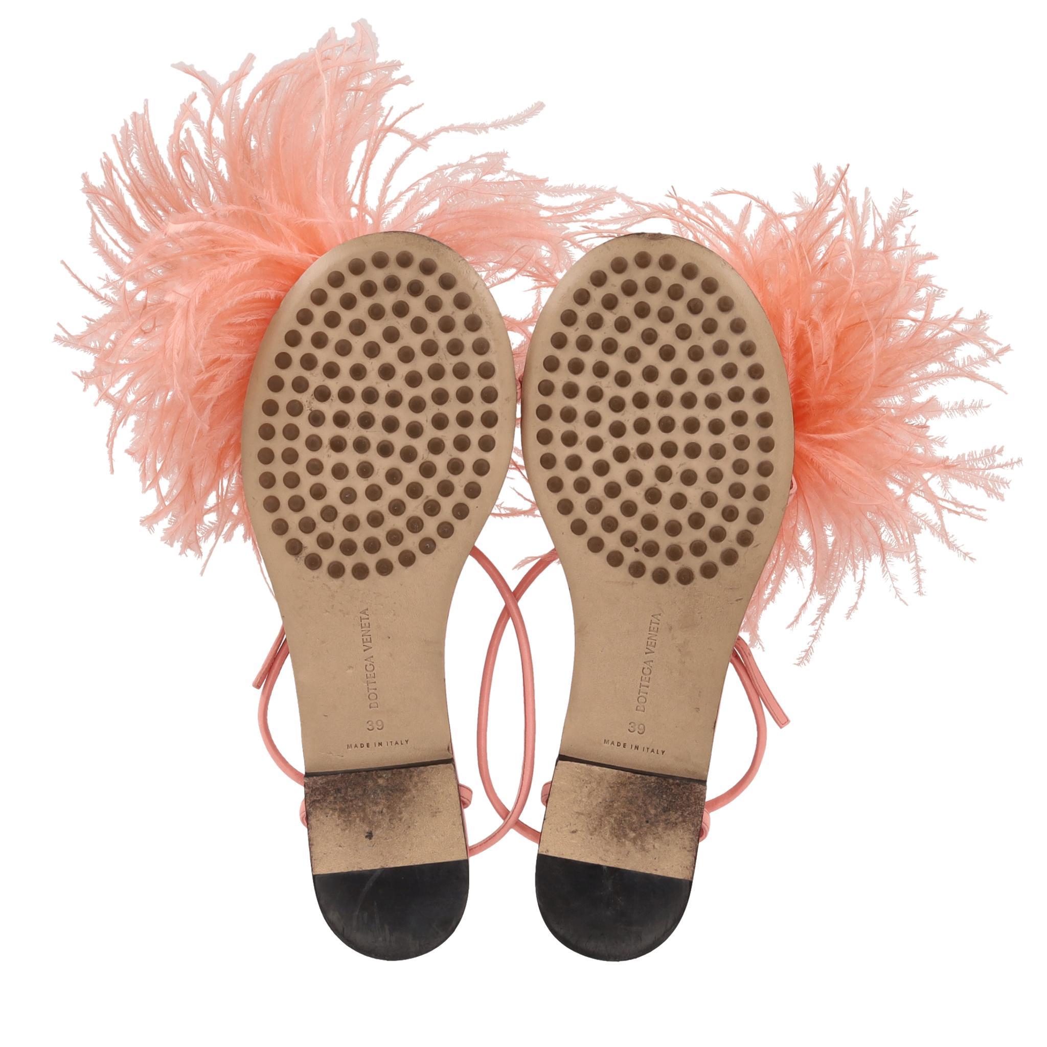 Women's Bottega Veneta Ostrich Feathered Wonderbird Flat Thong Sandals For Sale