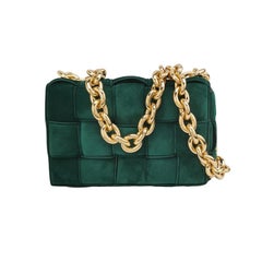 Bottega Veneta Cassette acolchado Piel de ante Verde oscuro Cadena dorada