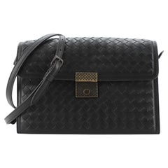 Kleine Intrecciato Nappa Umhängetasche mit Klappenverschluss von Bottega Veneta