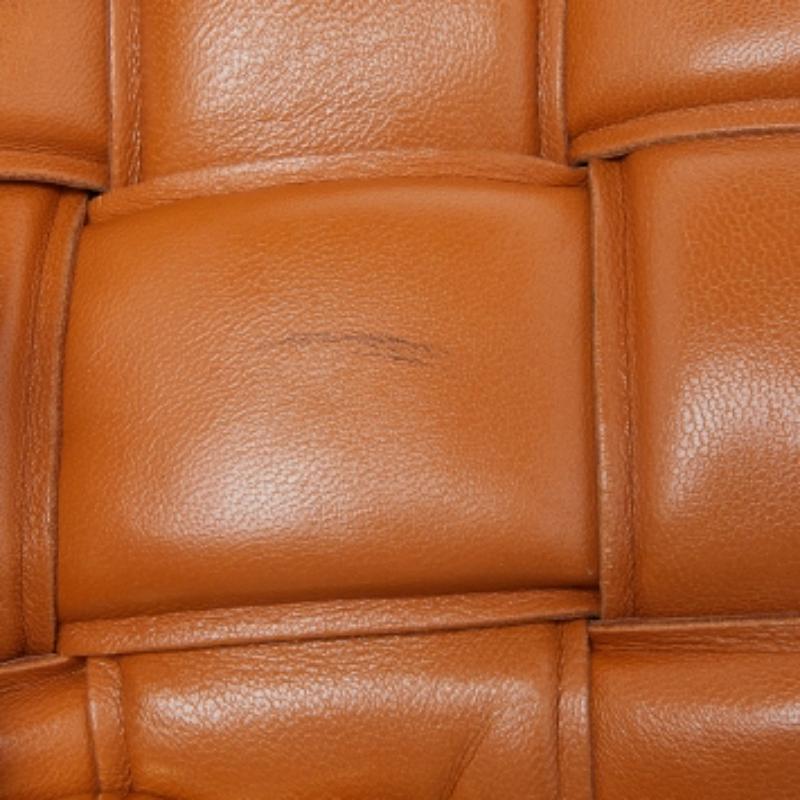 Bottega Veneta Blass Orange Leder Kette Cassette Top Handle Tasche mit Griff oben im Angebot 4