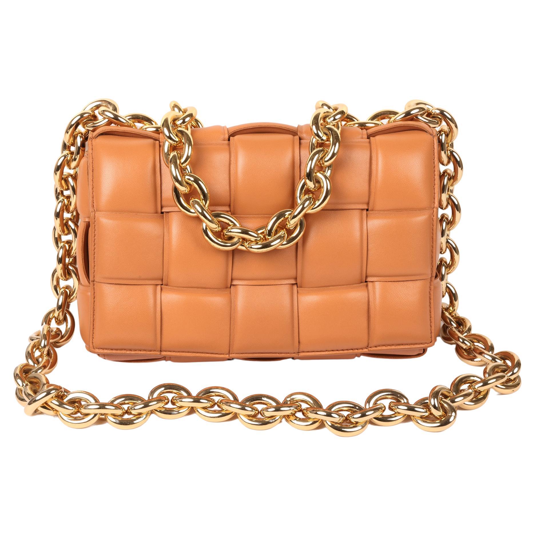 Bottega Veneta Cassetta a catena in pelle di agnello intrecciata arancione pallido