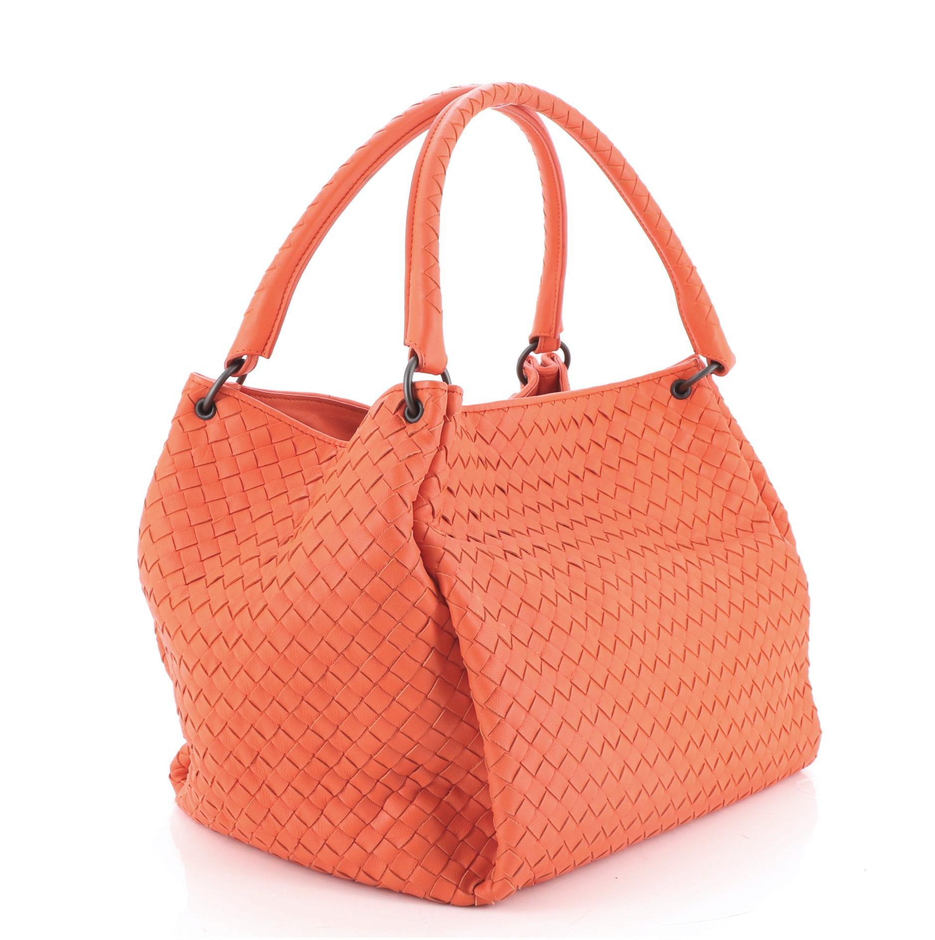 Parachute-Tasche von Bottega Veneta Intrecciato Nappa Medium (Orange)
