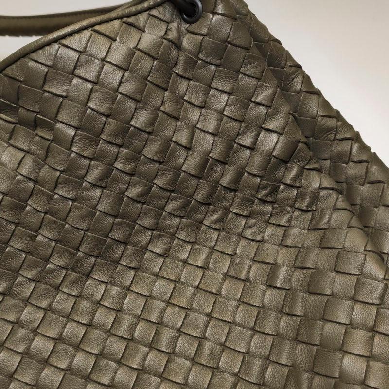 Bottega Veneta Parachute Shoulder Bag Intrecciato Dark Green 33cm 4