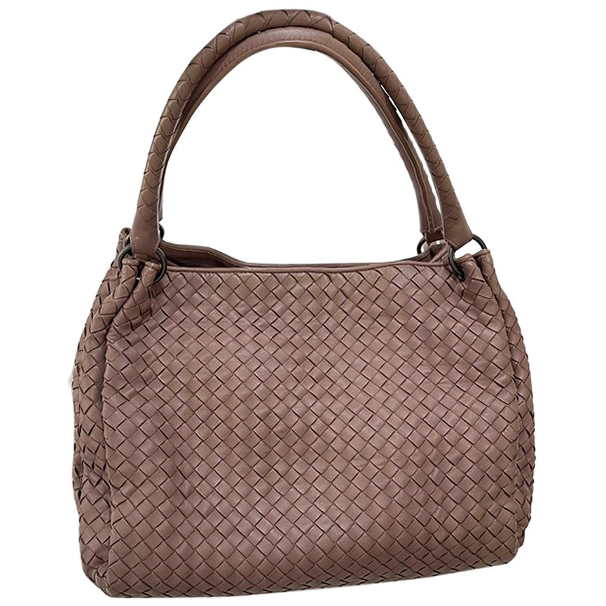 Bottega Veneta Parachute Shoulder Bag Intrecciato Dusty Nude Pink 33cm