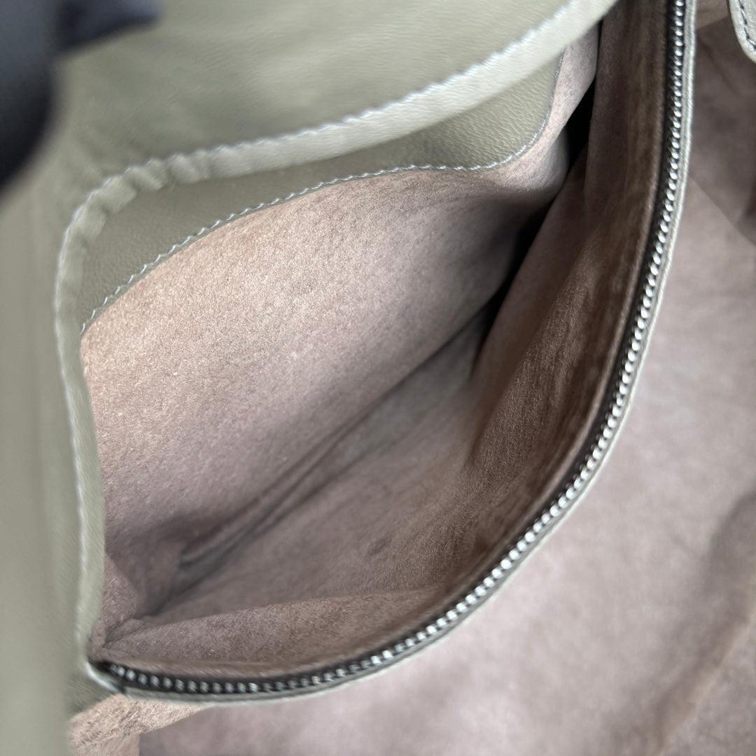 Bottega Veneta Parachute Shoulder Bag Intrecciato Grey 33cm 10