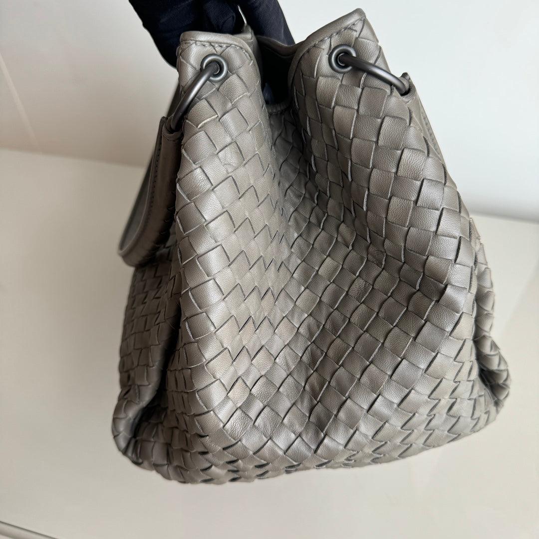 Bottega Veneta Parachute Shoulder Bag Intrecciato Grey 33cm 1