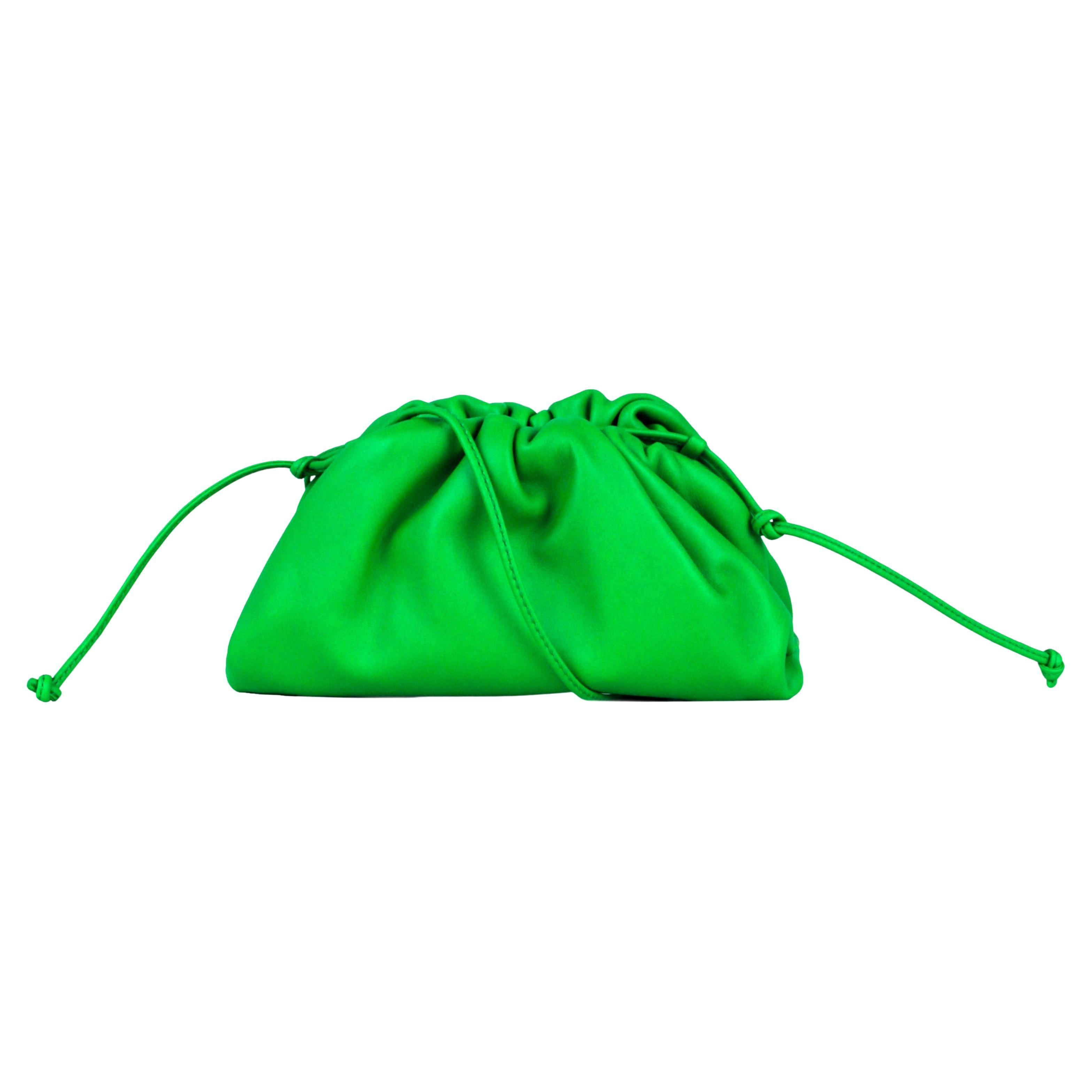 Pouch leather crossbody bag Bottega Veneta Green in Leather - 37249842