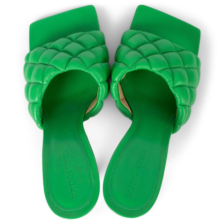 BOTTEGA VENETA Parakeet green leather PADDED MULE Sandals  display picture 1