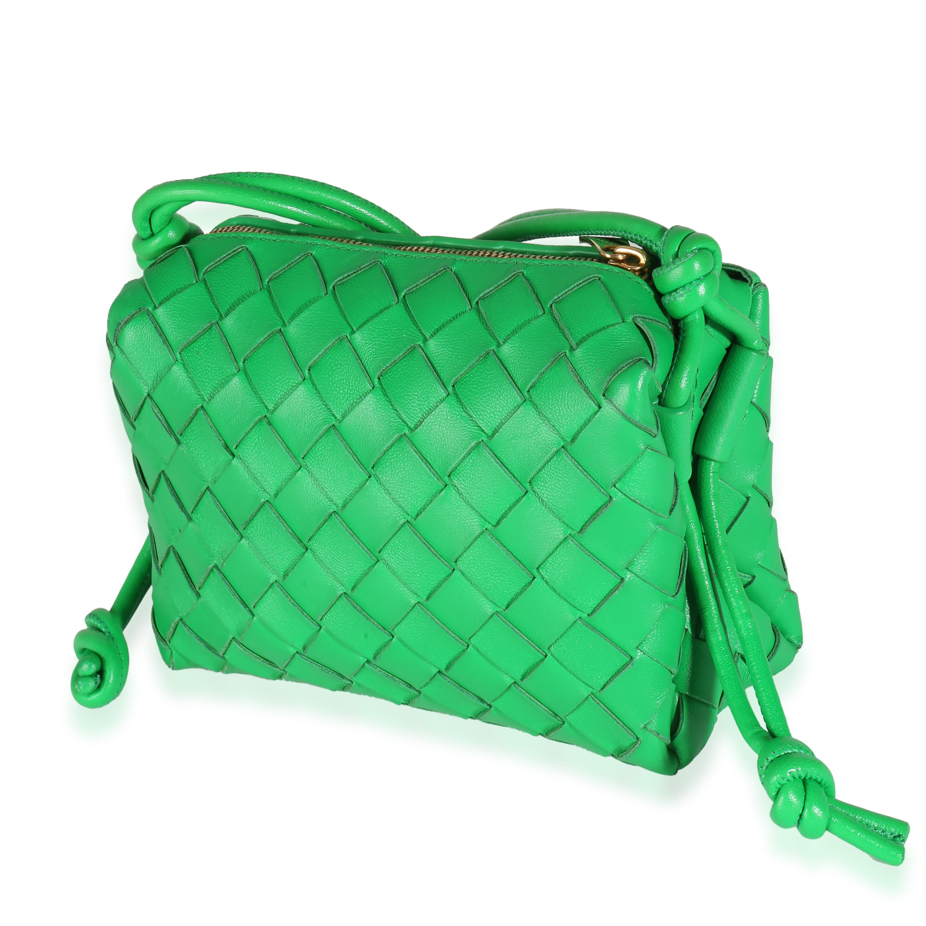 Bottega Veneta Parakeet Intrecciato Nappa Mini Loop In Good Condition For Sale In New York, NY
