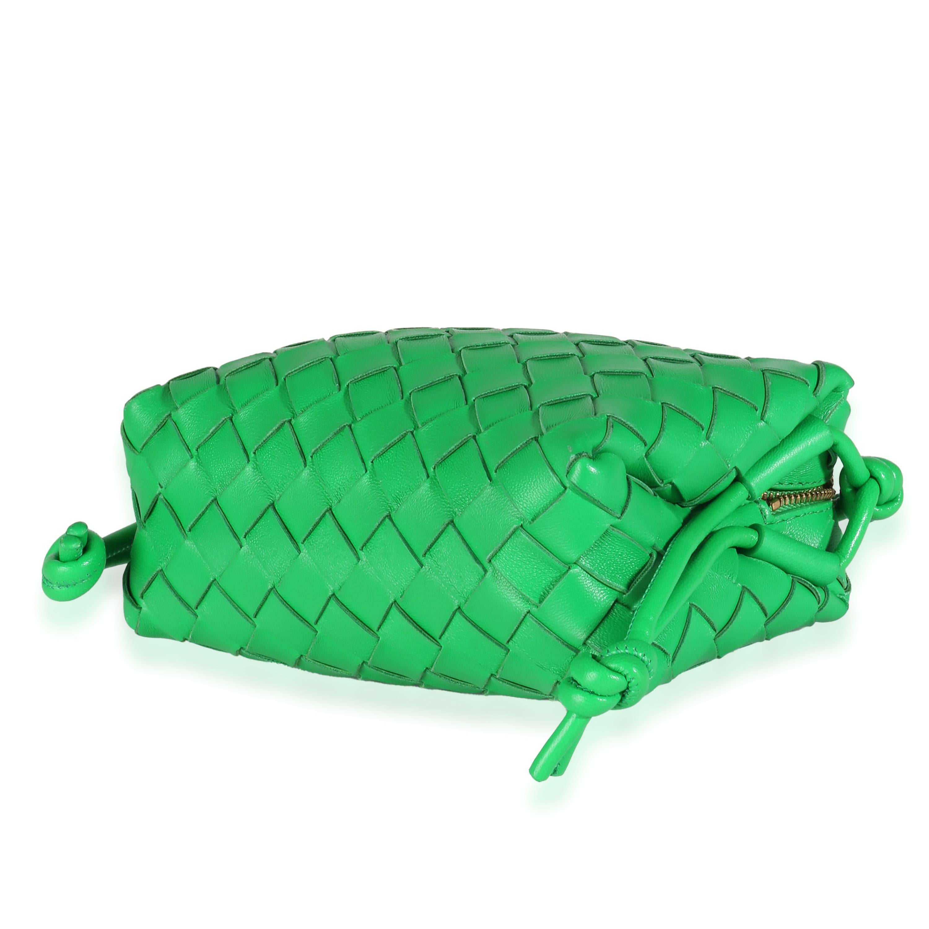 Women's or Men's Bottega Veneta Parakeet Intrecciato Nappa Mini Loop For Sale