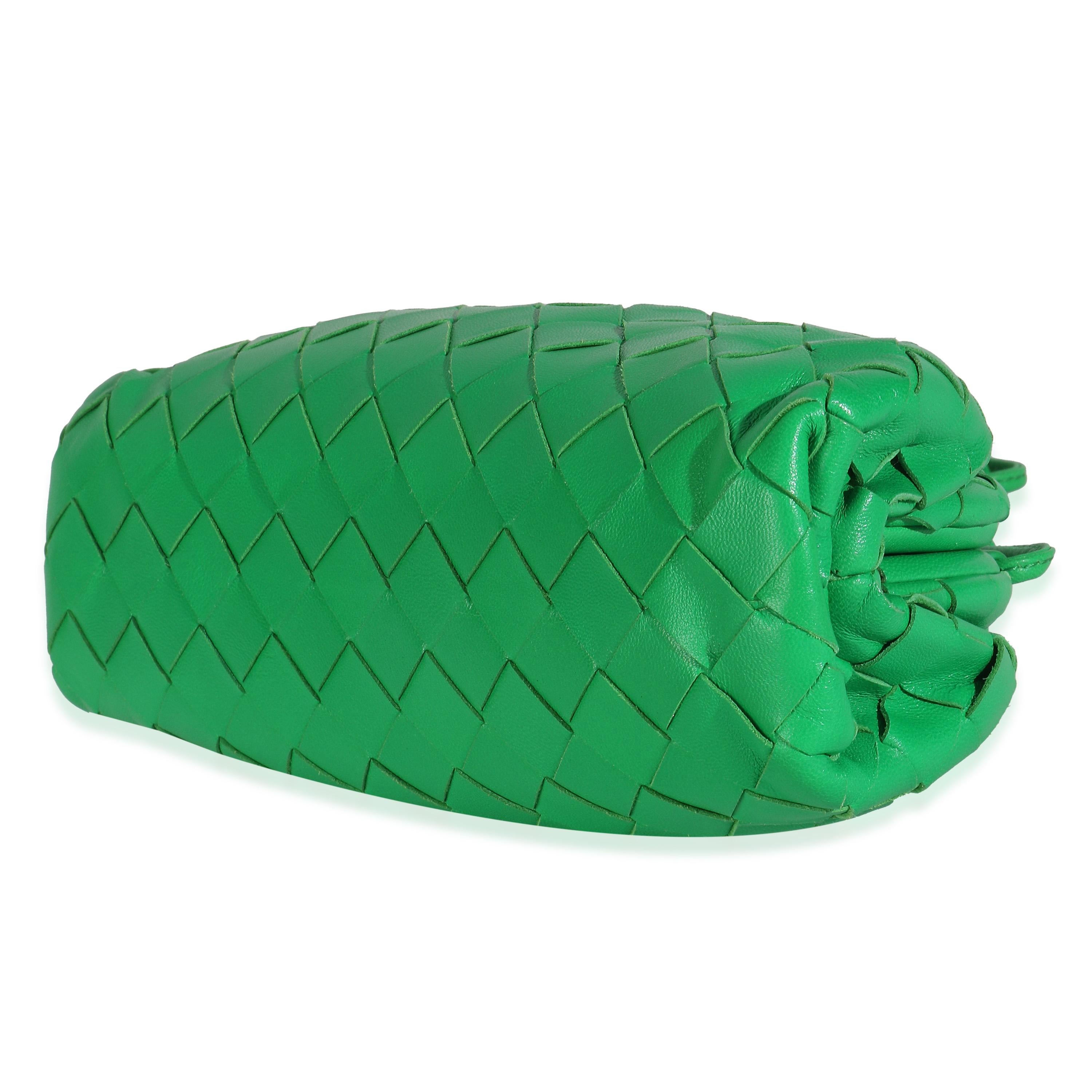 Donna Bottega Veneta Parakeet Nappa Intrecciato The Mini Pouch in vendita