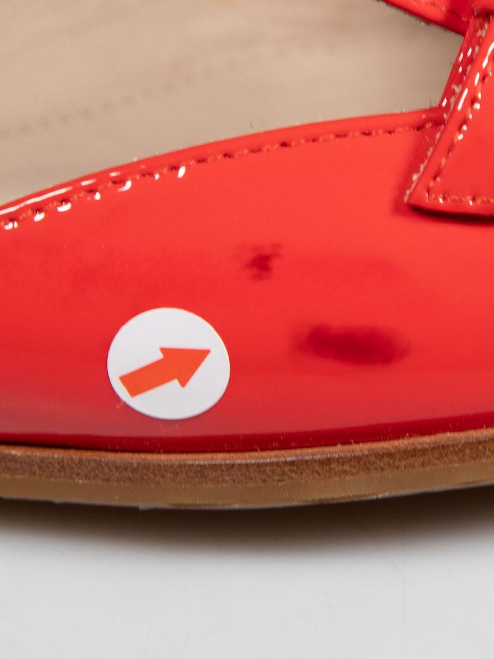 Bottega Veneta - Chaussures plates à œillets en cuir verni, taille IT 35 en vente 2