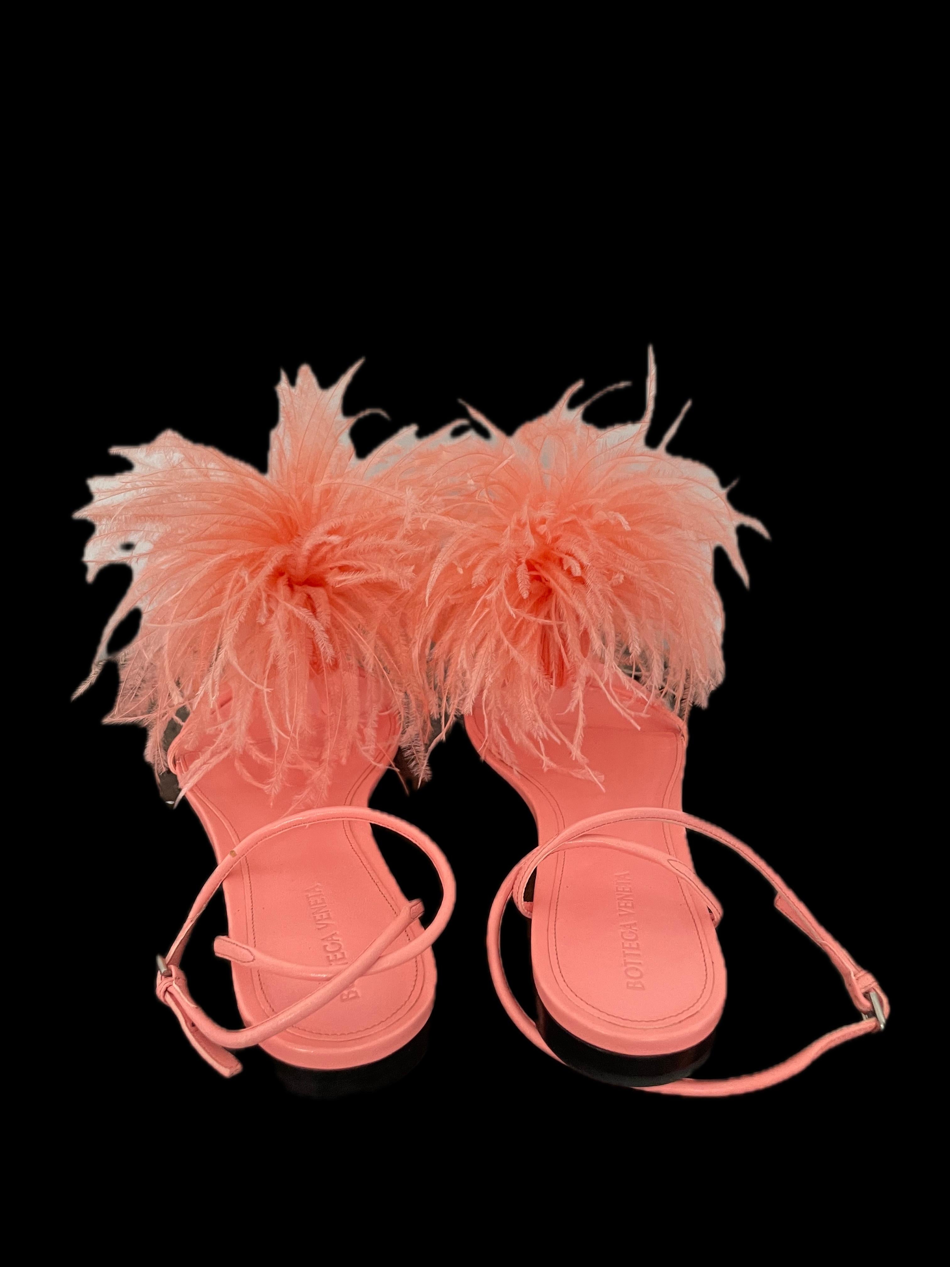 Women's Bottega Veneta  peach Ostrich  feather sandal  For Sale