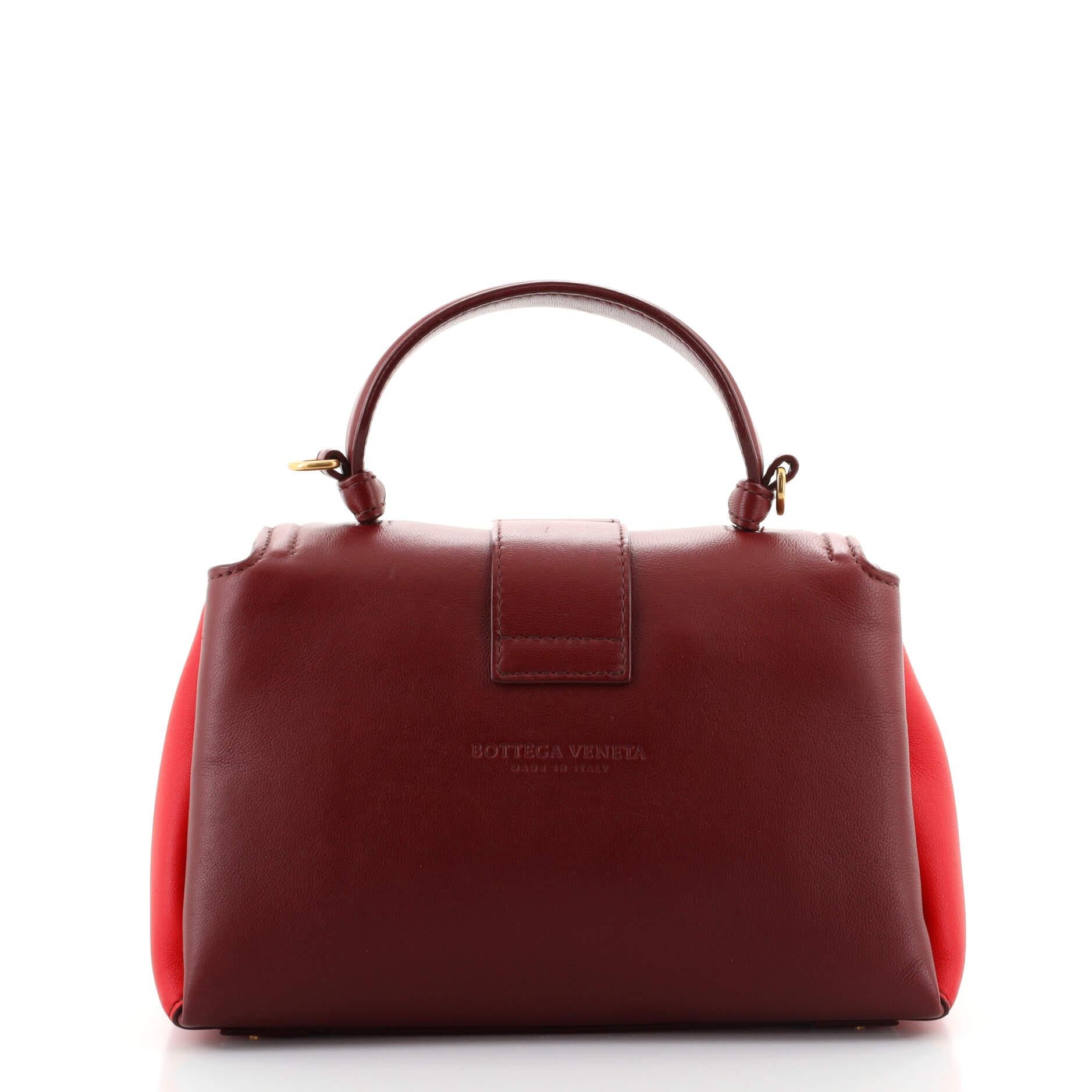 Bottega Veneta Piazza NM Leder-Mini-Tasche mit Griff im Zustand „Gut“ in NY, NY