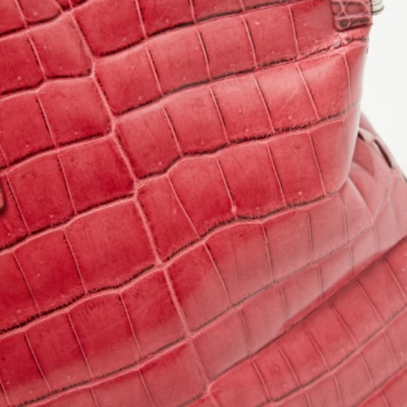Bottega Veneta Rosa Krokodilrahmen-Tasche im Angebot 3