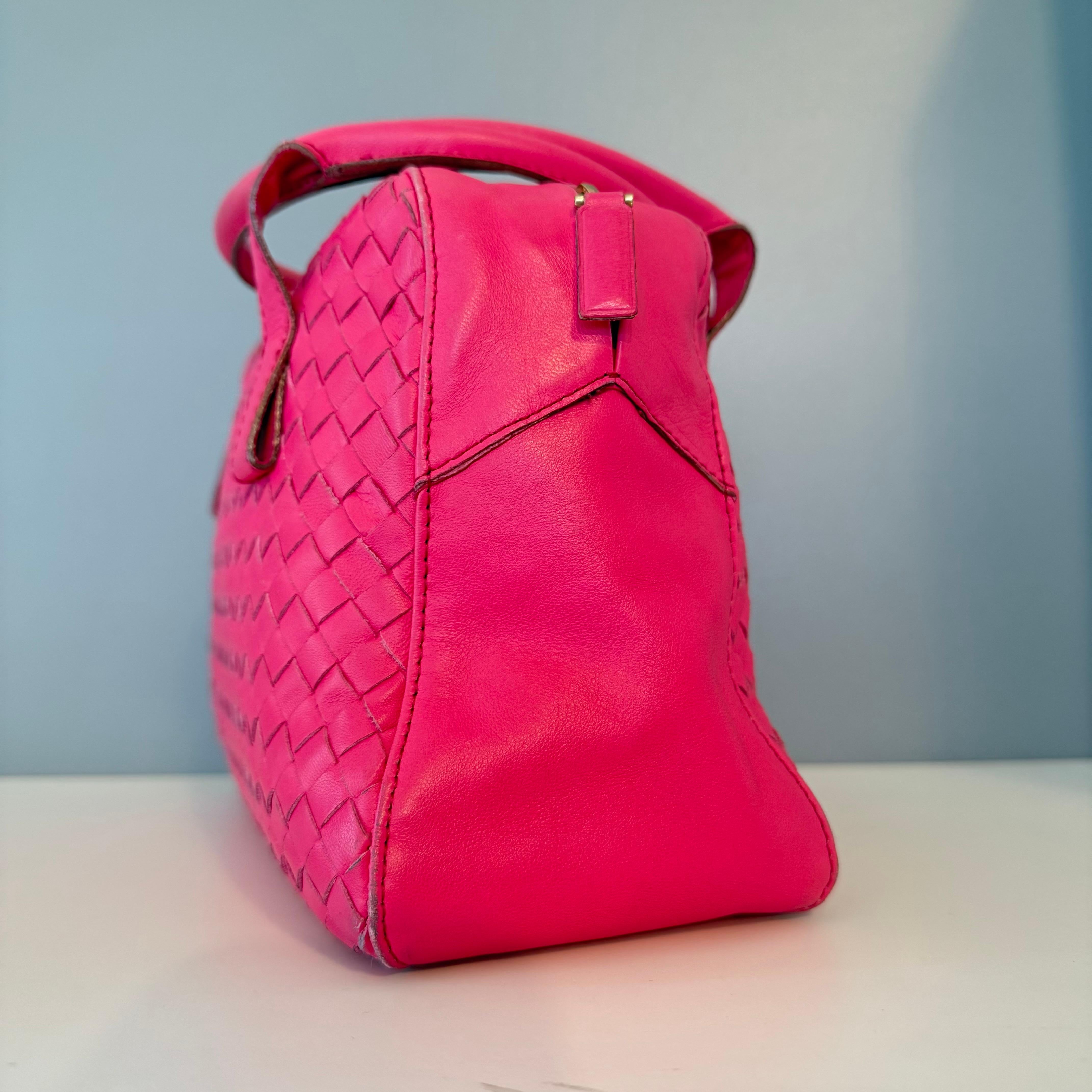 Bottega Veneta Pink Intrecciato Bag In Good Condition For Sale In Gazzaniga (BG), IT