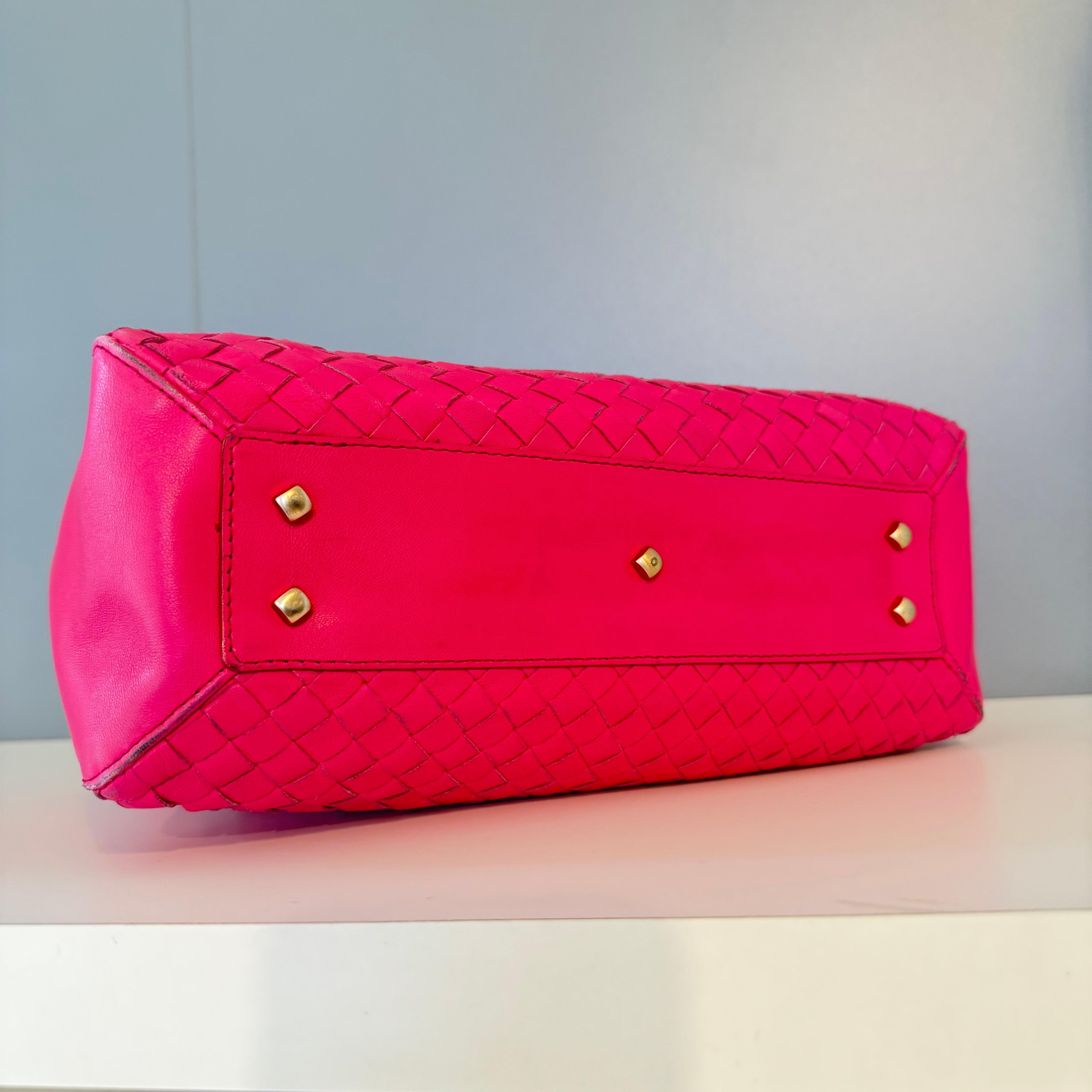 Women's Bottega Veneta Pink Intrecciato Bag For Sale