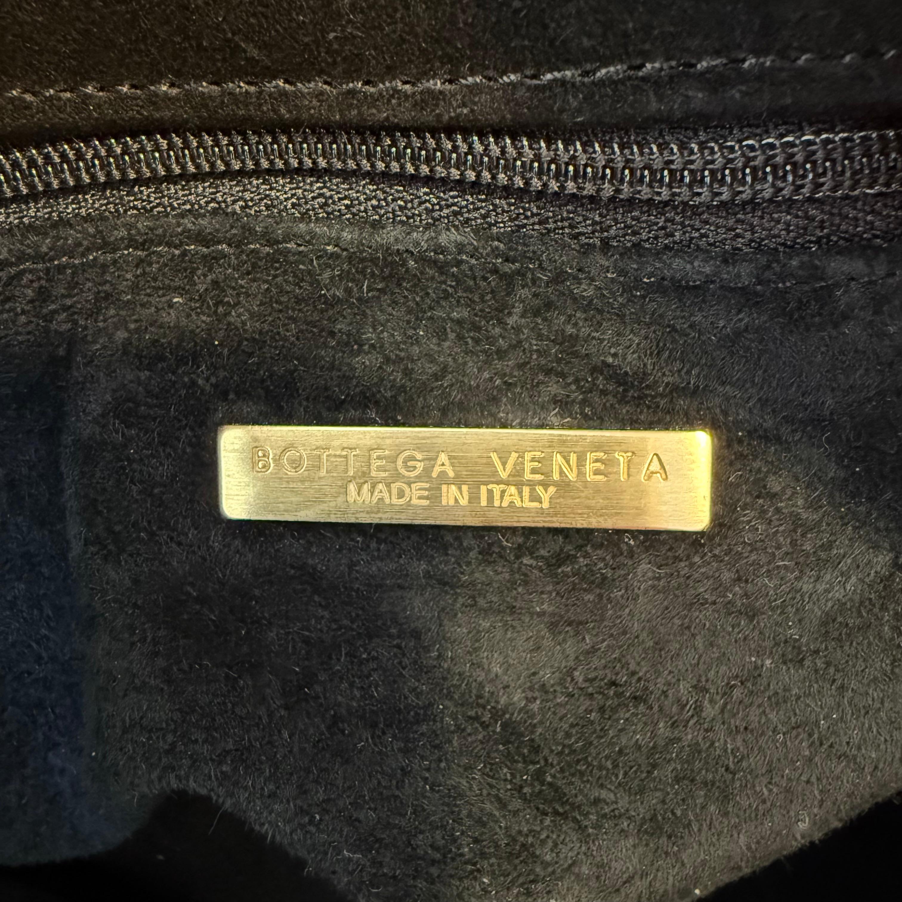 Bottega Veneta Pink Intrecciato Bag For Sale 4