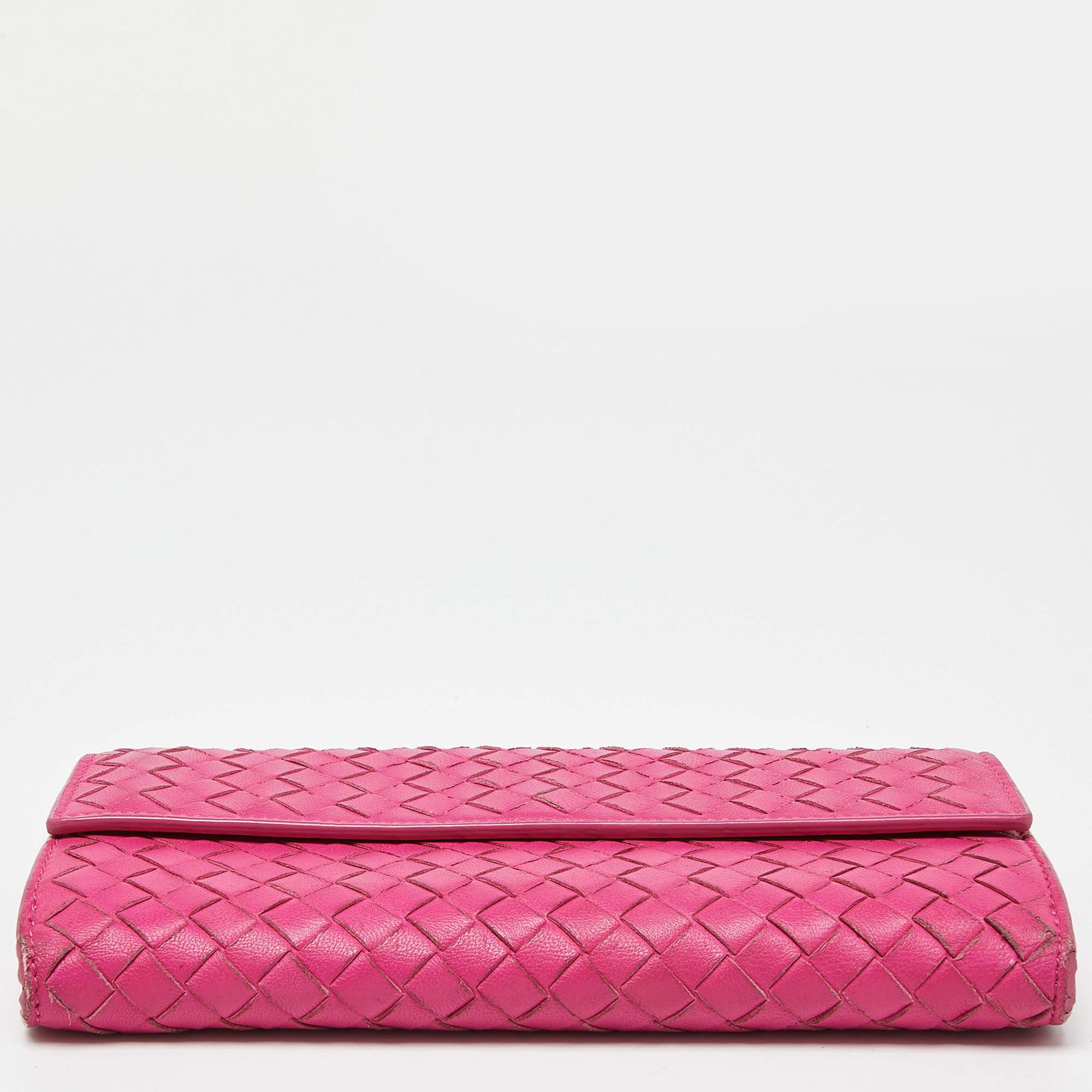 Bottega Veneta Pink Intrecciato Leather Flap Continental Wallet For Sale 1