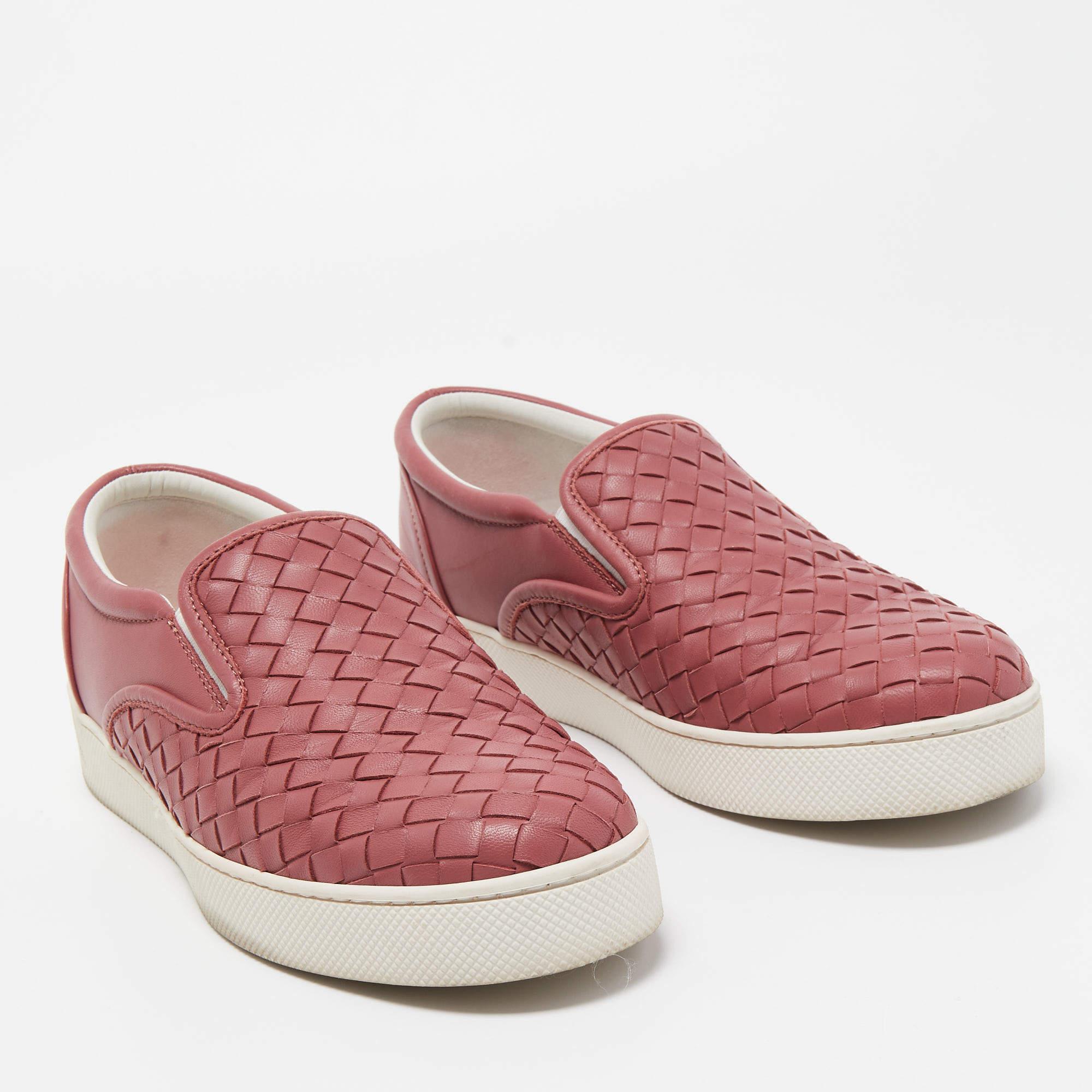 Women's Bottega Veneta Pink Intrecciato Leather Slip On Sneakers Size 38