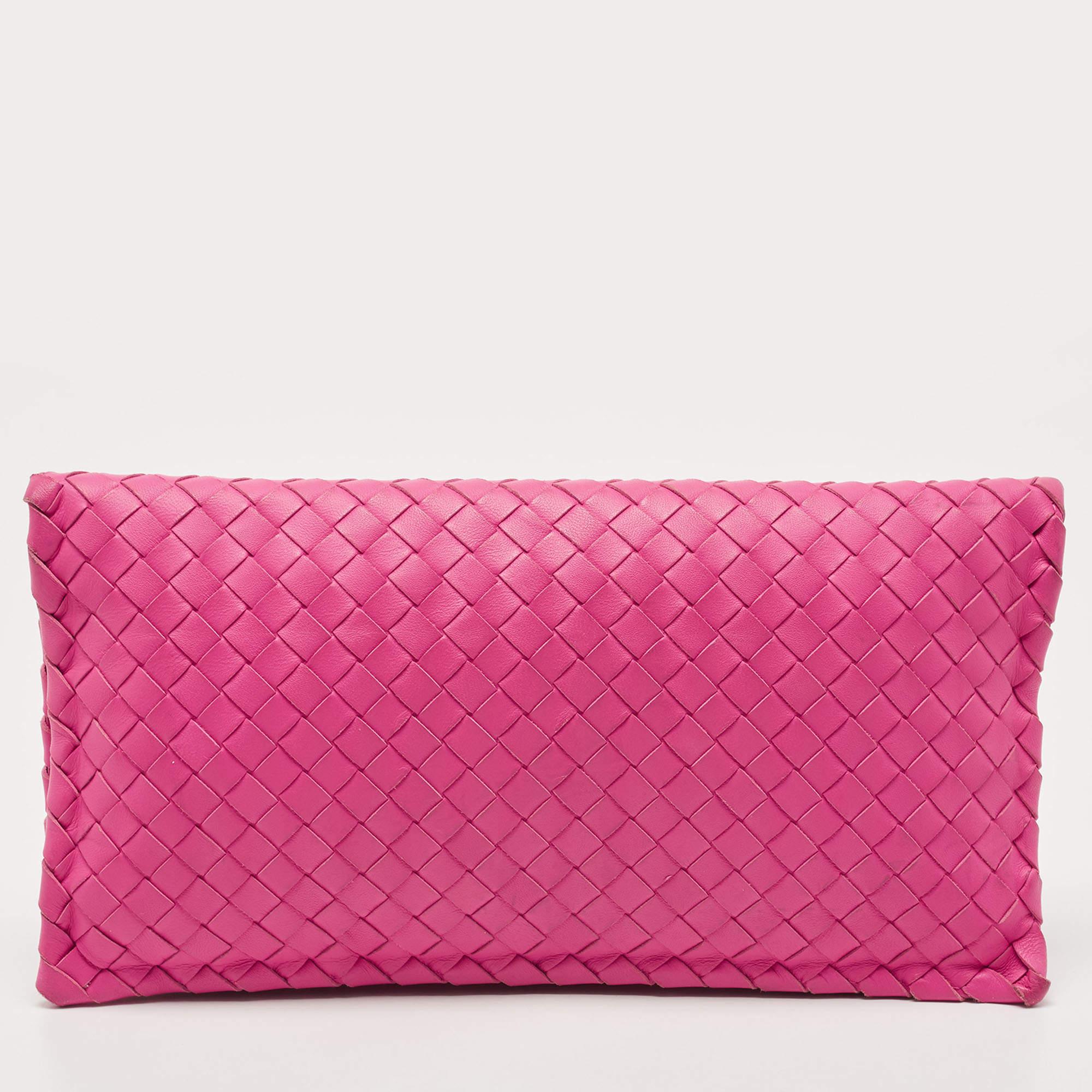 Bottega Veneta Pink Intrecciato Leather Twist Lock Flap Clutch 11