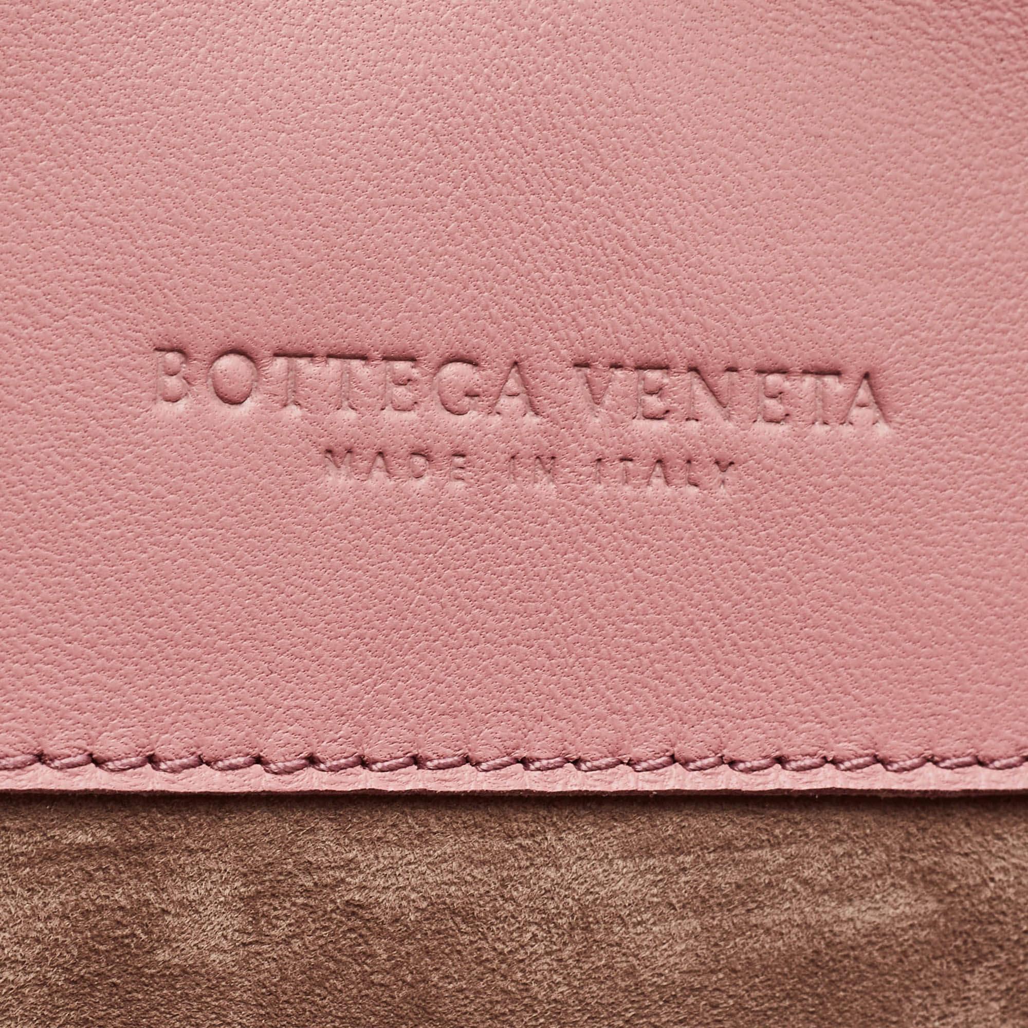 Bottega Veneta Pink Karung and Intrecciato Leather Flap Crossbody Bag For Sale 12