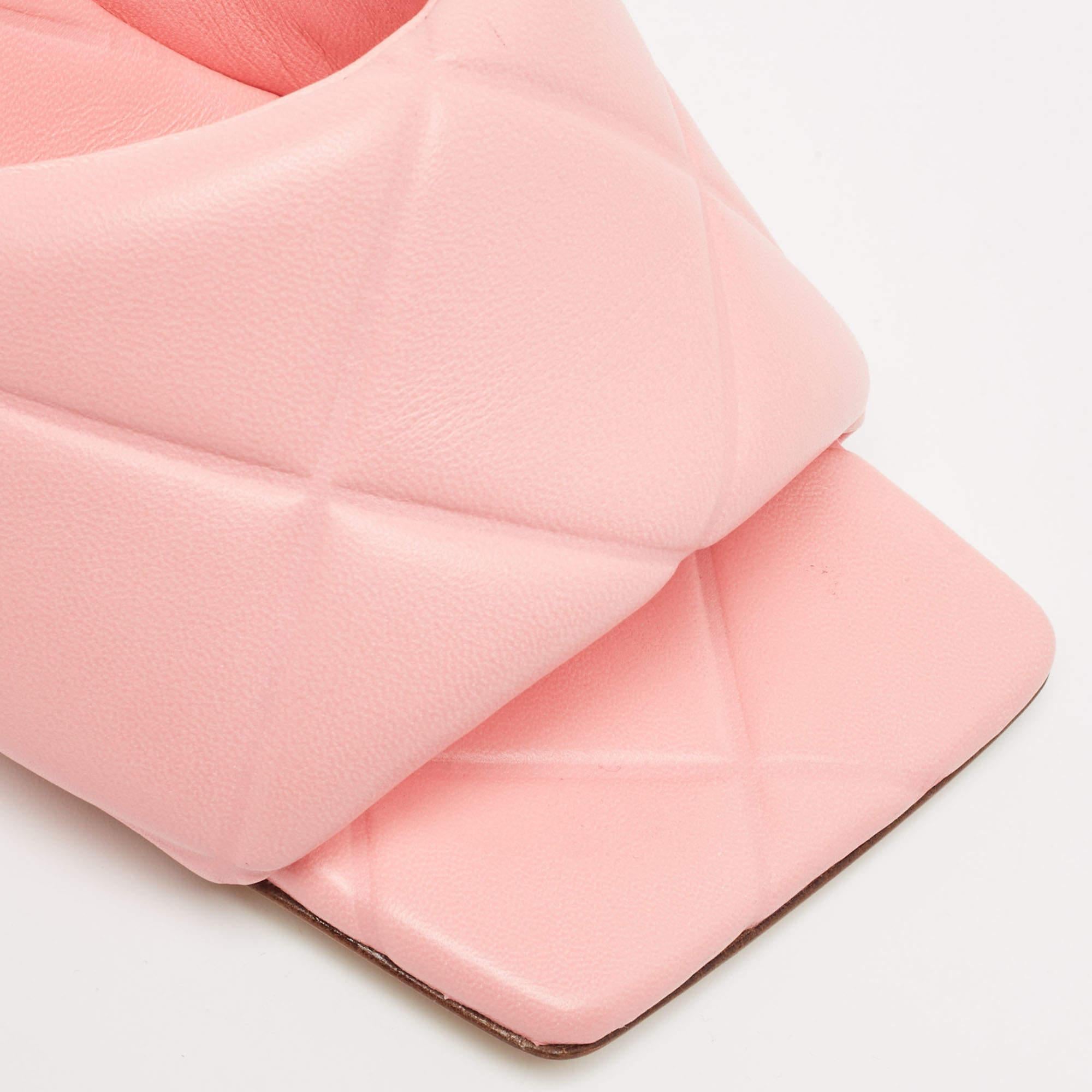 Bottega Veneta Pink Leather Lido Slide Sandals Size 39.5 For Sale 2