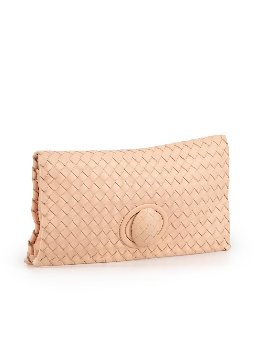 CONDITION is Very good. Minimal wear to clutch is evident. Minimal wear to the overall colour of the bag with darkening of the leather on this used Bottega Veneta designer resale item.
 
Details
Pink 
Leather 
Medium clutch bag 
Intrecciato weave