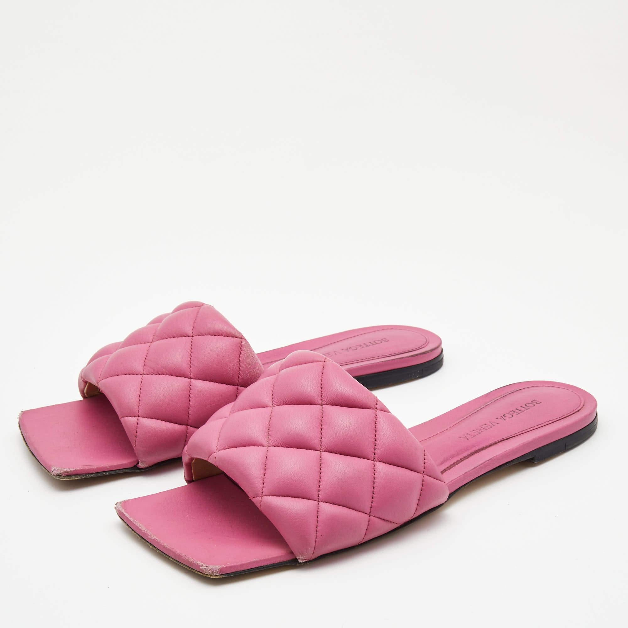 Women's Bottega Veneta Pink Quilted Leather Flat Slides Size 37.5