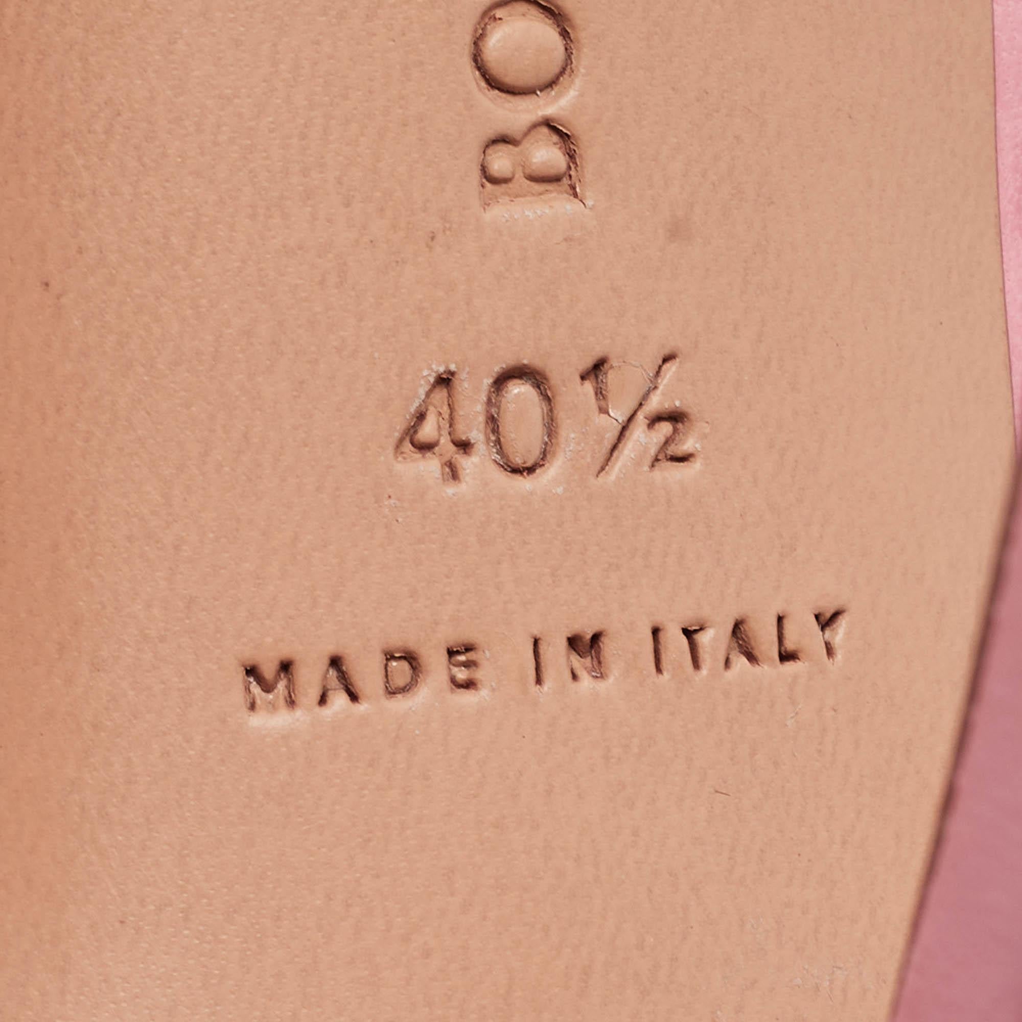 Bottega Veneta Pink Quilted Leather Slide Sandals Size 40.5 For Sale 3