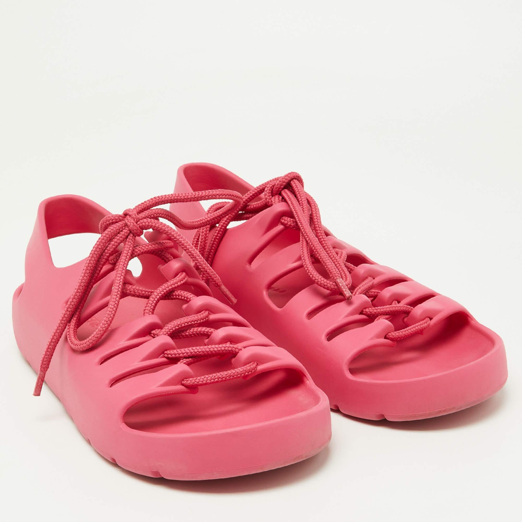 Women's Bottega Veneta Pink Rubber Jelly Sandals Size 37