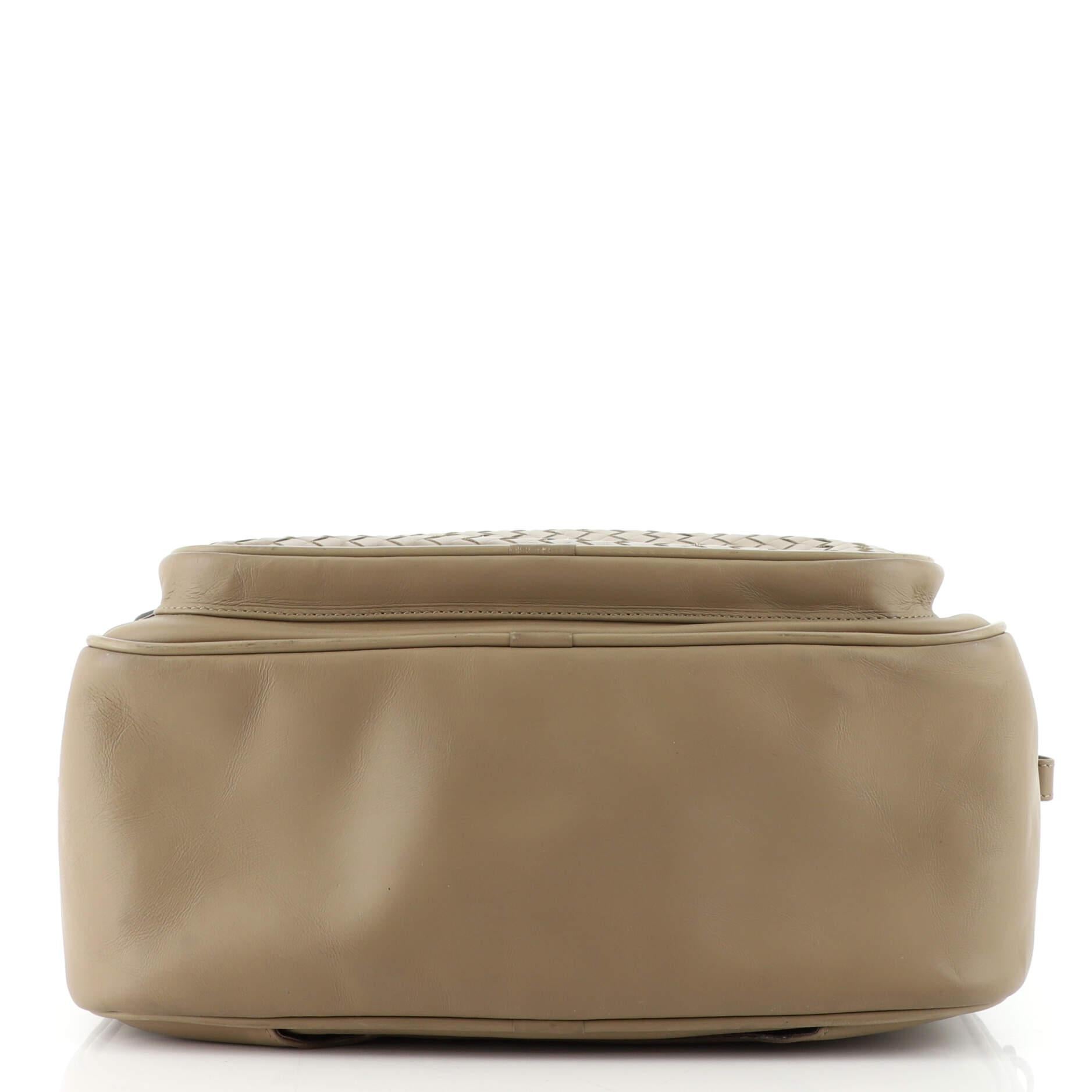 Bottega Veneta Pocket Travel Bag Leather with Intrecciato Small In Good Condition In NY, NY