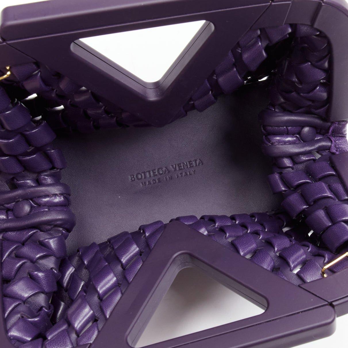 BOTTEGA VENETA Point purple Intrecciato woven triangle handle crossbody bag For Sale 5