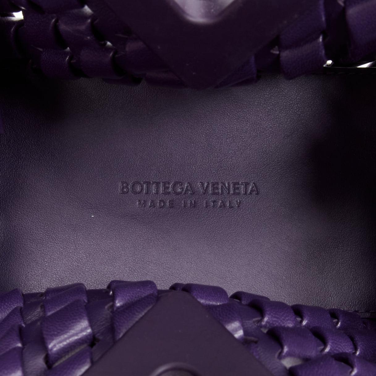 BOTTEGA VENETA Point purple Intrecciato woven triangle handle crossbody bag For Sale 6