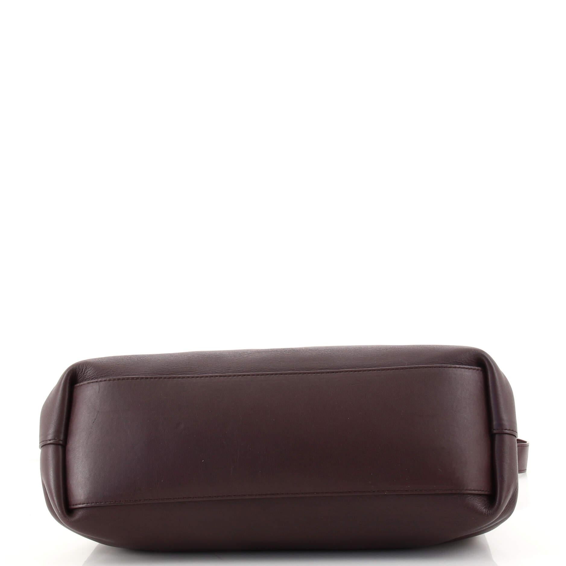 Bottega Veneta Point Shoulder Bag Leather Medium In Good Condition In NY, NY
