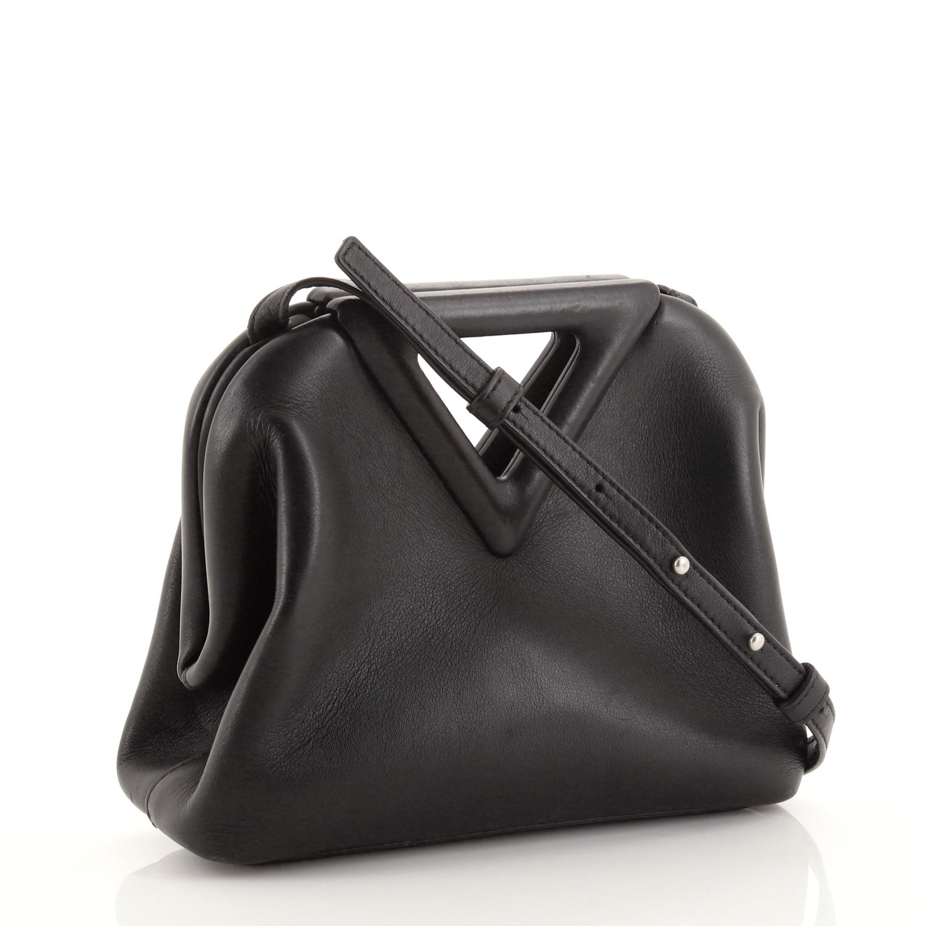 Bottega Veneta Point Shoulder Bag Leather Medium For Sale at 1stDibs