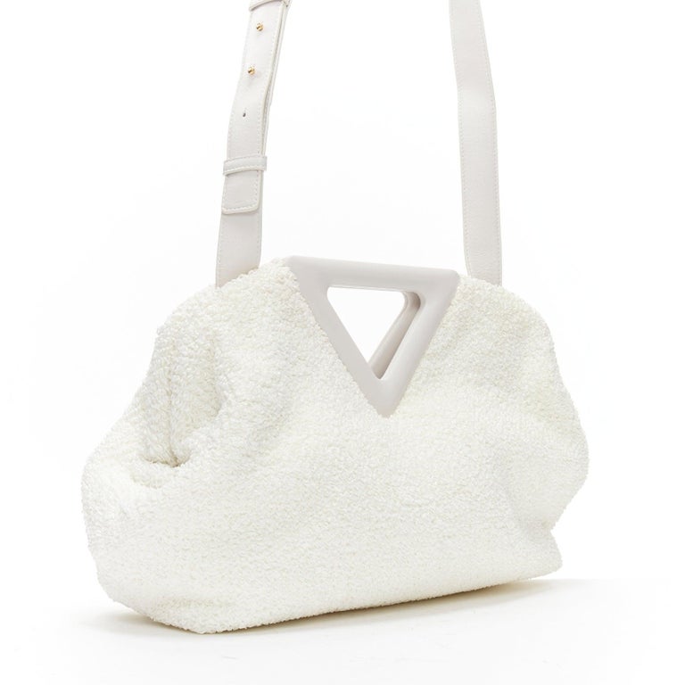 Bottega Veneta Point Triangle sponge boucle raffia bag, image 3 of 11