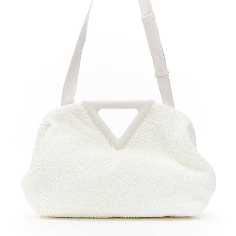 Bottega Veneta Point Triangle sponge boucle raffia bag, image 5 of 11