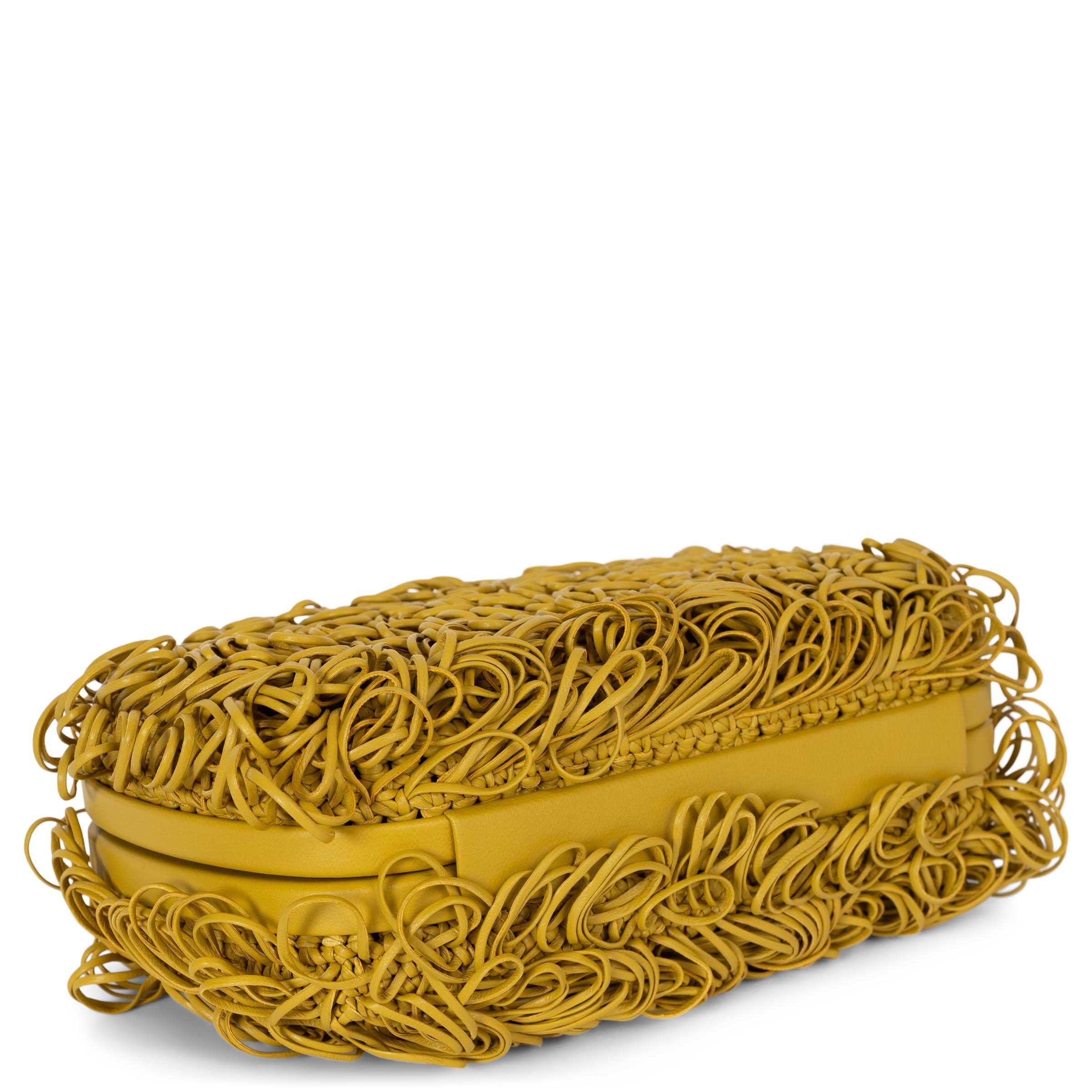 BOTTEGA VENETA Pollen yellow leather KNOT MINAUDIERE Clutch Bag In Excellent Condition For Sale In Zürich, CH