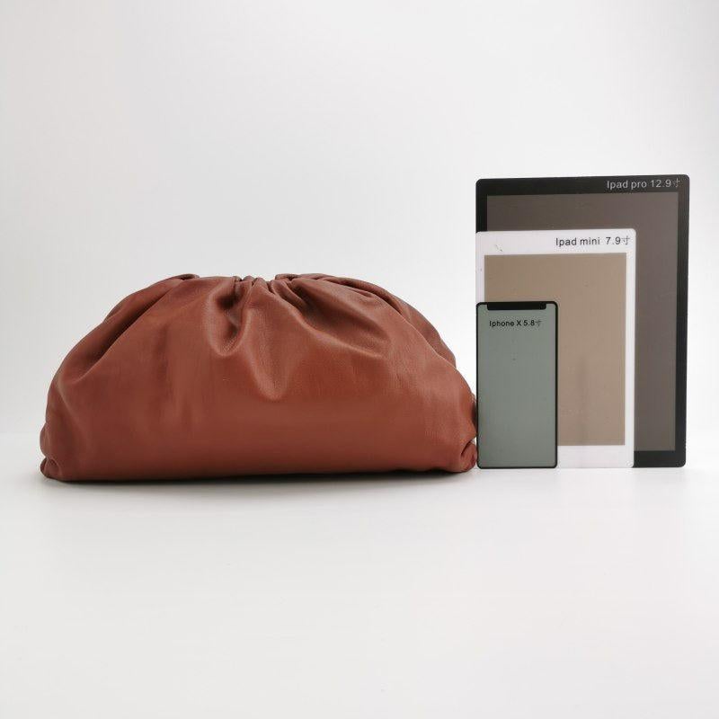 Bottega Veneta Pouch Calfskin Leather Brick Red Large For Sale 1