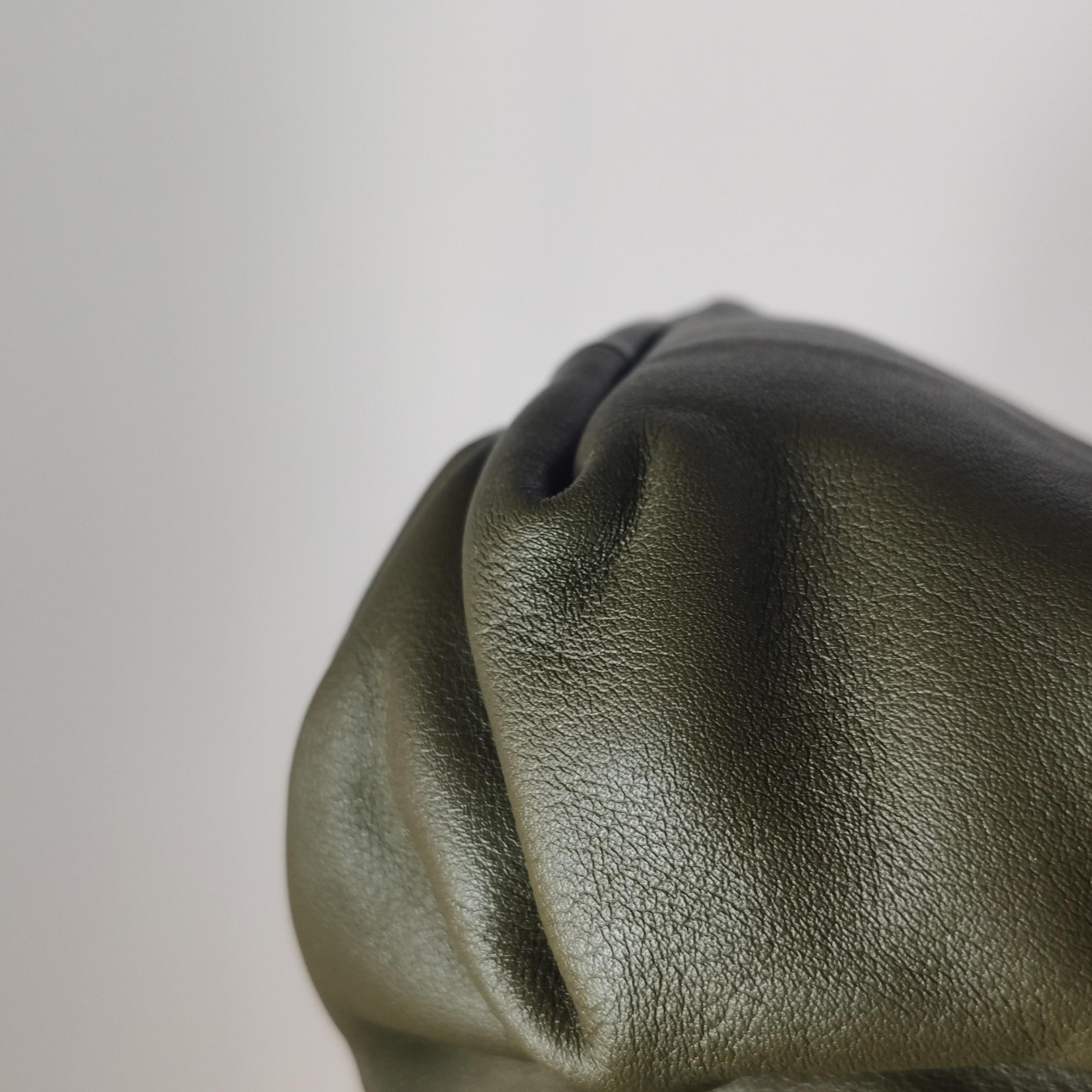 Bottega Veneta Marsupio in pelle di vitello Greene & Greene Grande in vendita 2