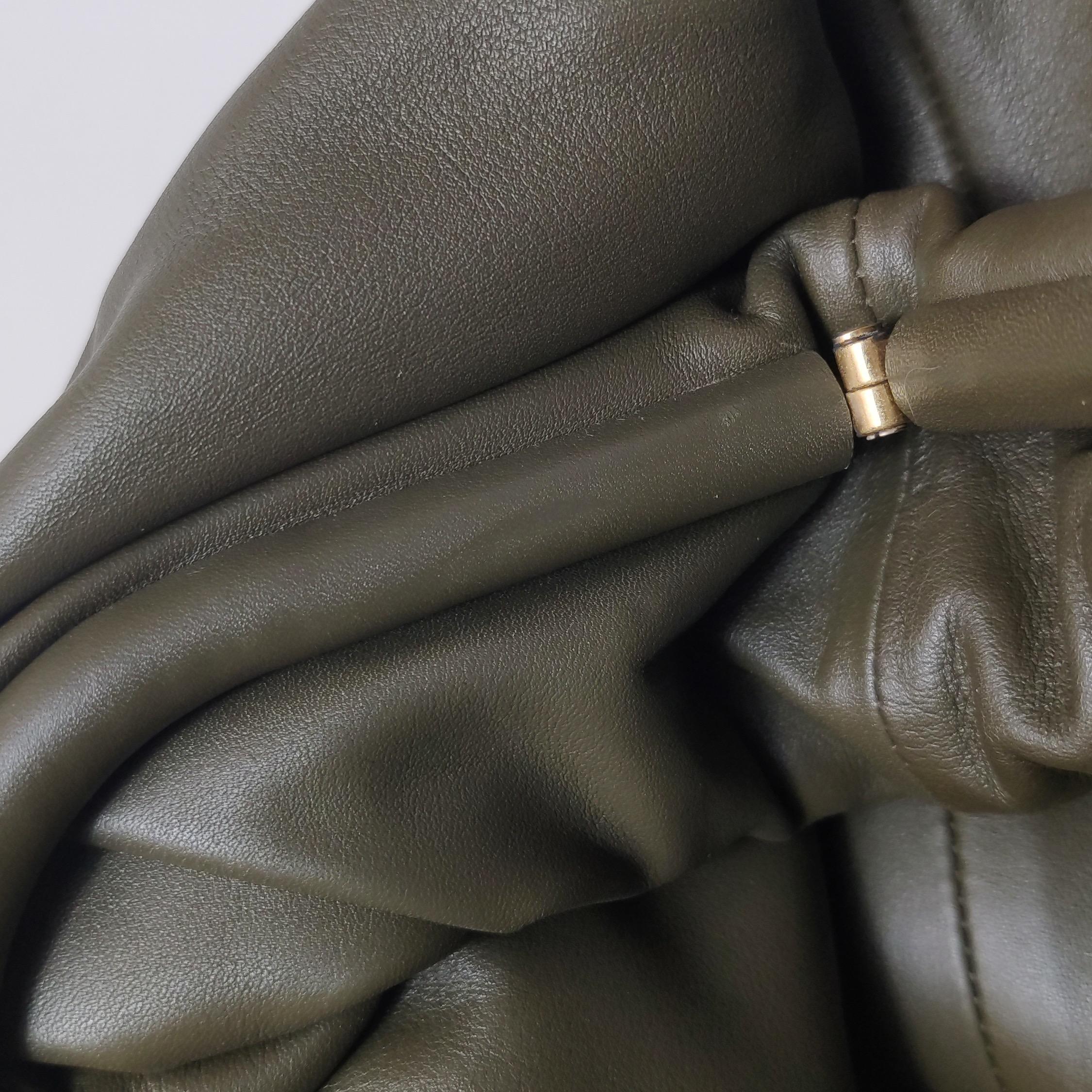 Bottega Veneta Marsupio in pelle di vitello Greene & Greene Grande in vendita 3