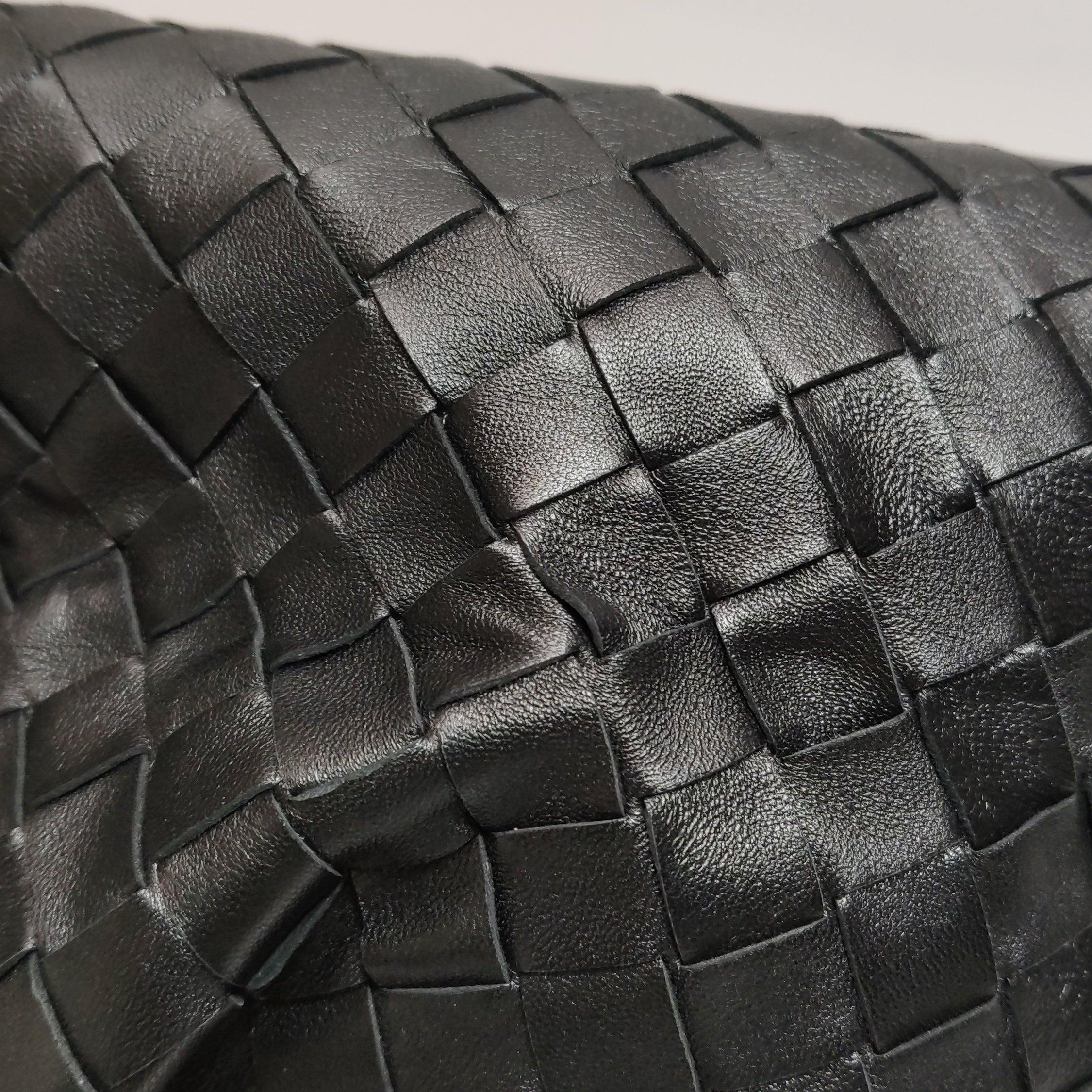 Bottega Veneta Pouch Large Intrecciato Black Calfskin Leather Clutch For Sale 6